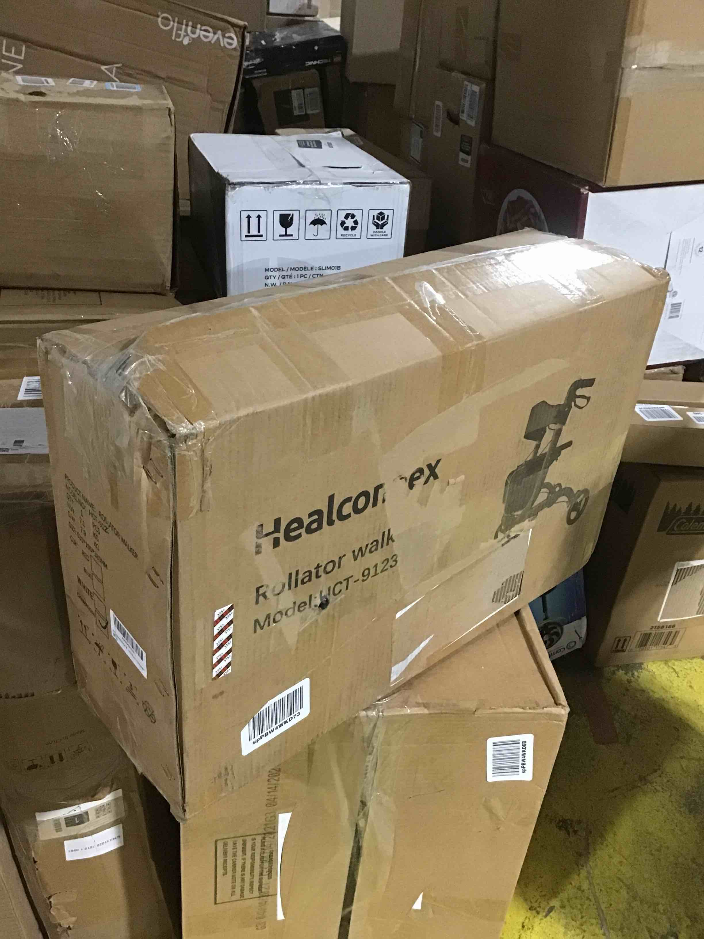 https://s3.amazonaws.com/lotting-images-prod/bidfta/YEL6126639_1708810283804.jpeg