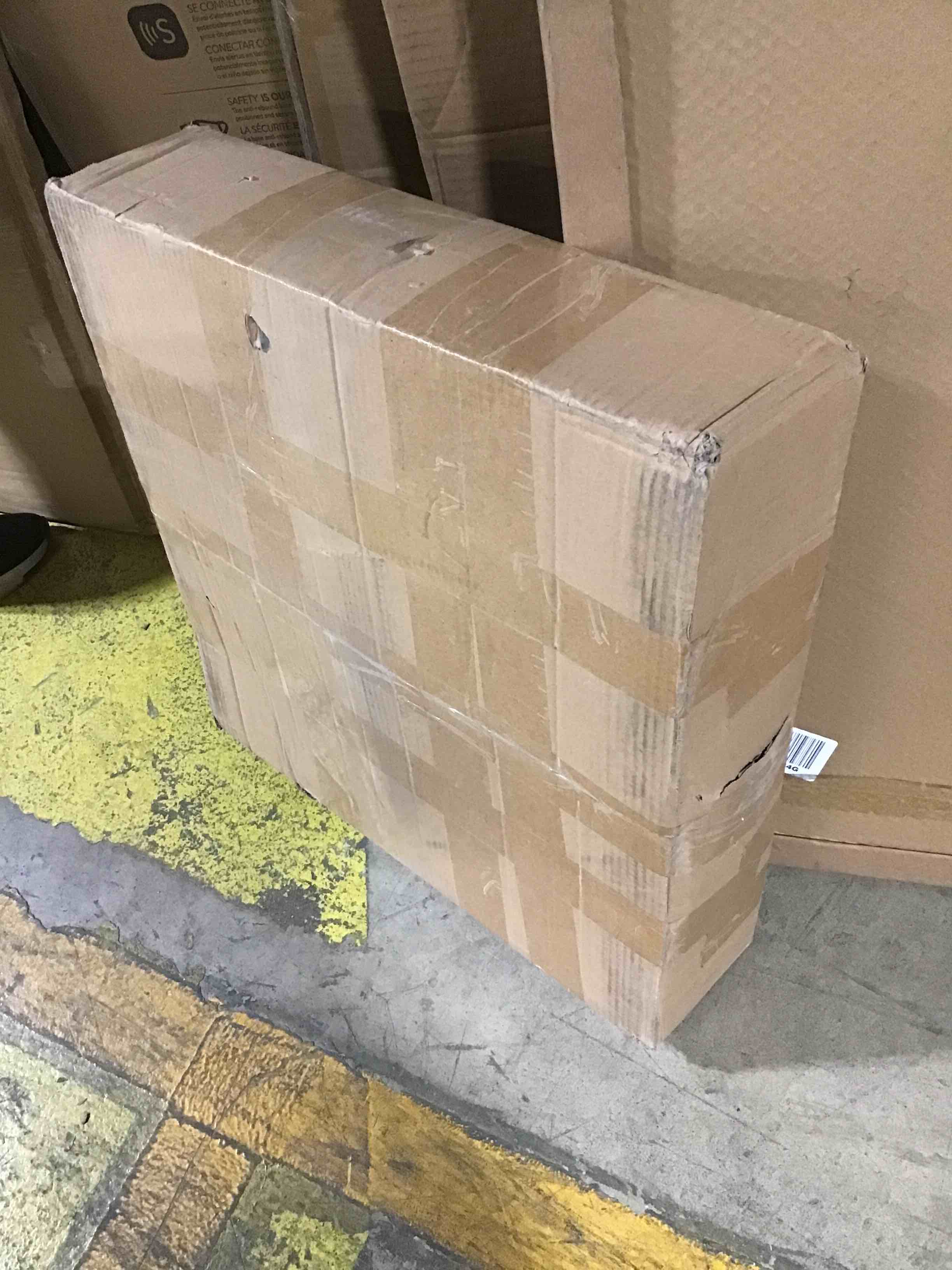 https://s3.amazonaws.com/lotting-images-prod/bidfta/YEL6126645_1708966623726.jpeg