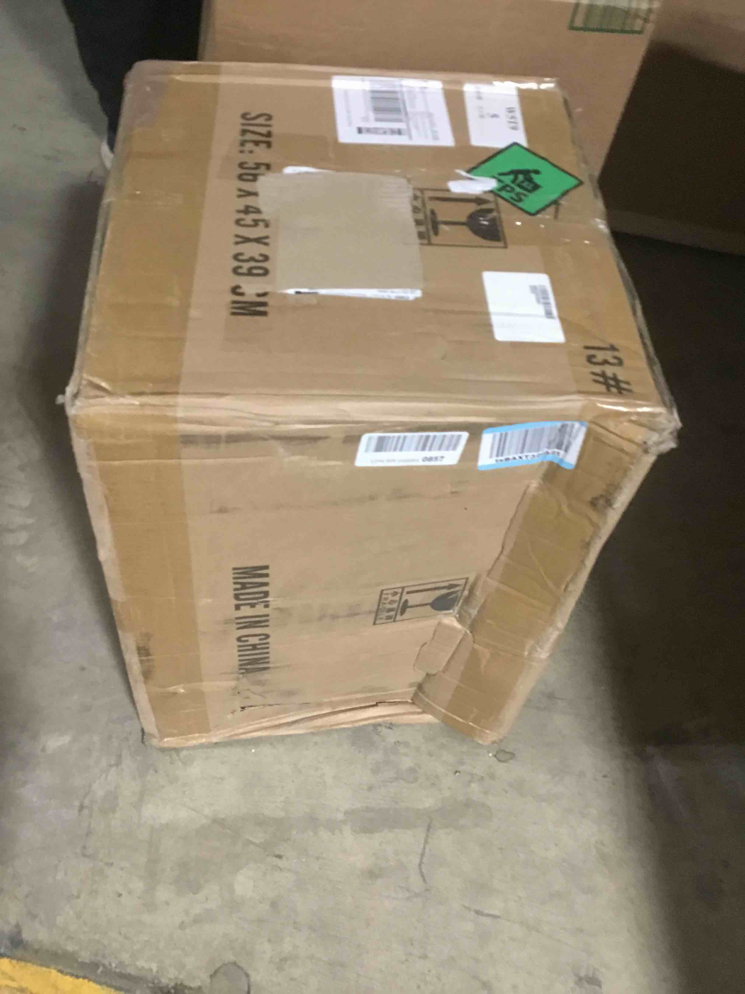https://s3.amazonaws.com/lotting-images-prod/bidfta/YEL6126713_1708973988022.jpeg