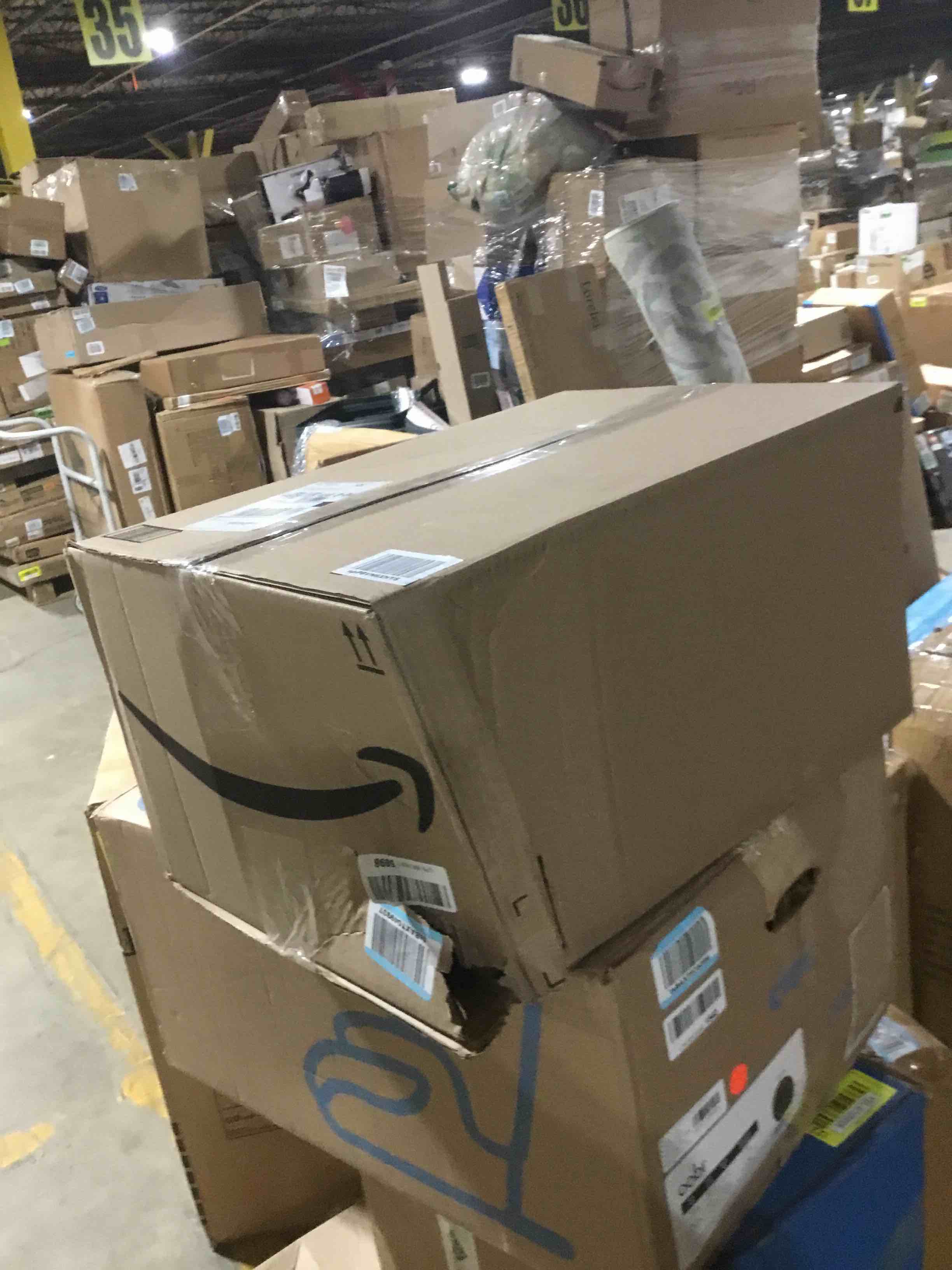 https://s3.amazonaws.com/lotting-images-prod/bidfta/YEL6126714_1708973943468.jpeg