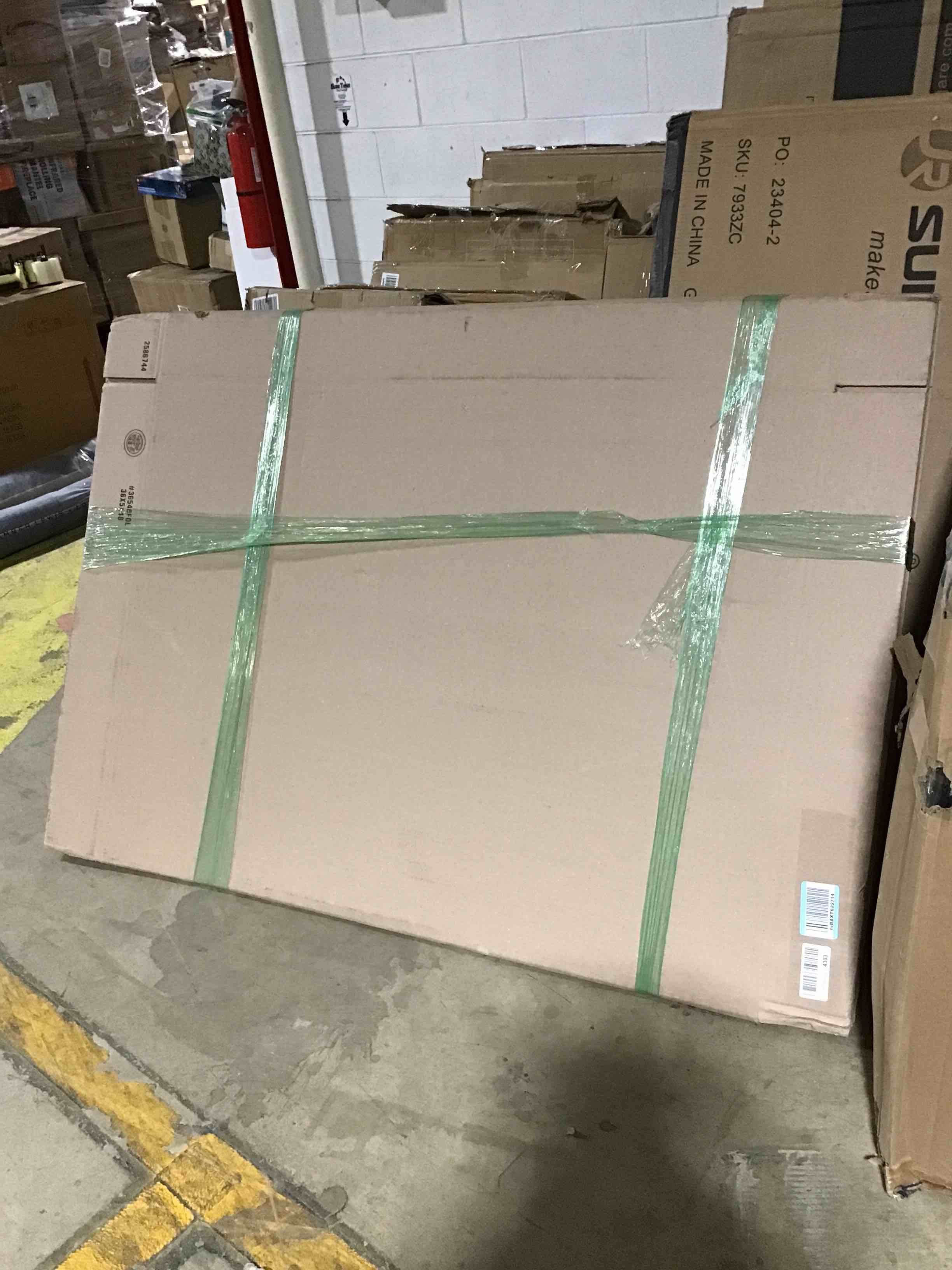 https://s3.amazonaws.com/lotting-images-prod/bidfta/YEL6126961_1709159427047.jpeg