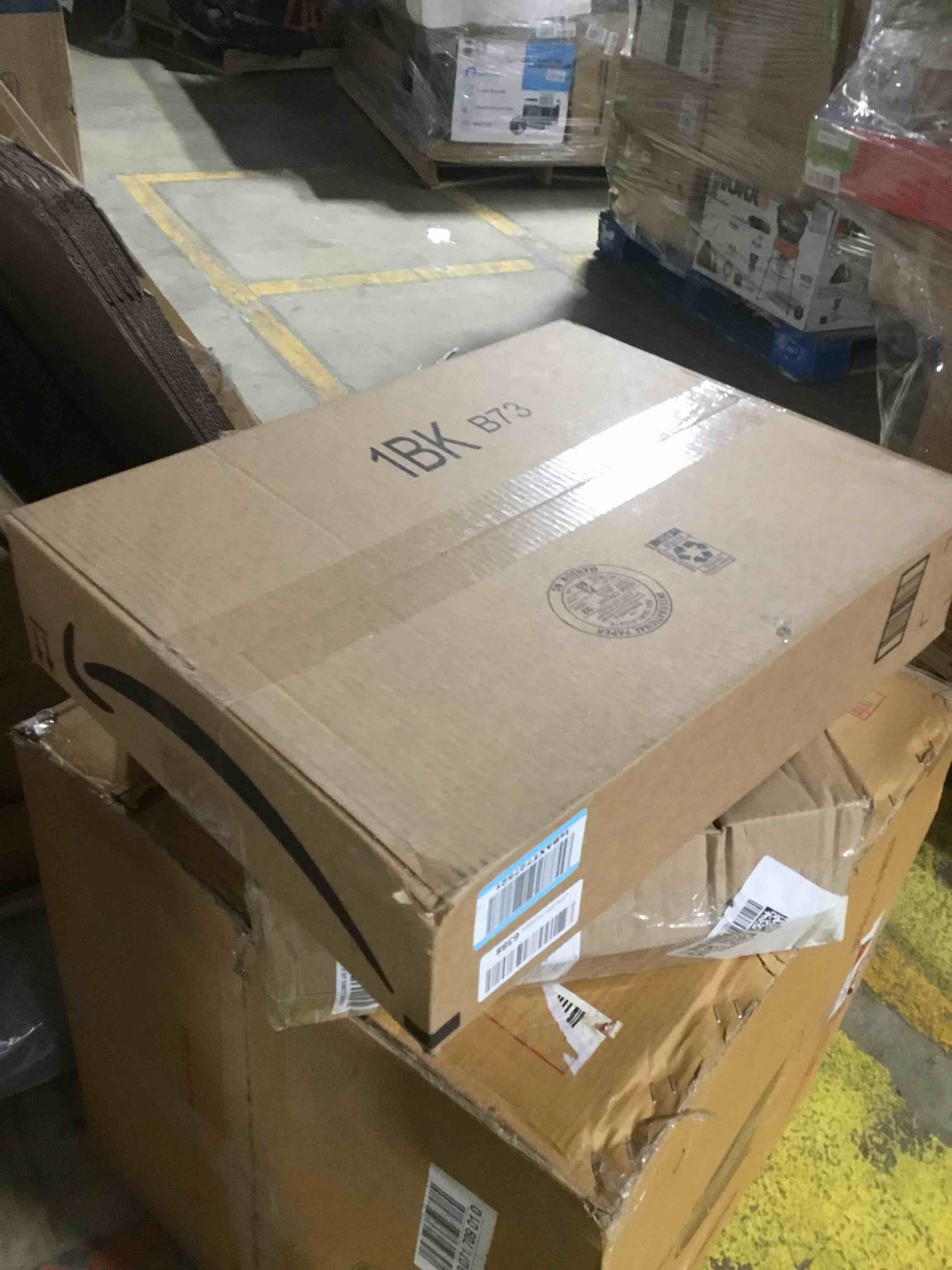 https://s3.amazonaws.com/lotting-images-prod/bidfta/YEL6127018_1709159061379.jpeg