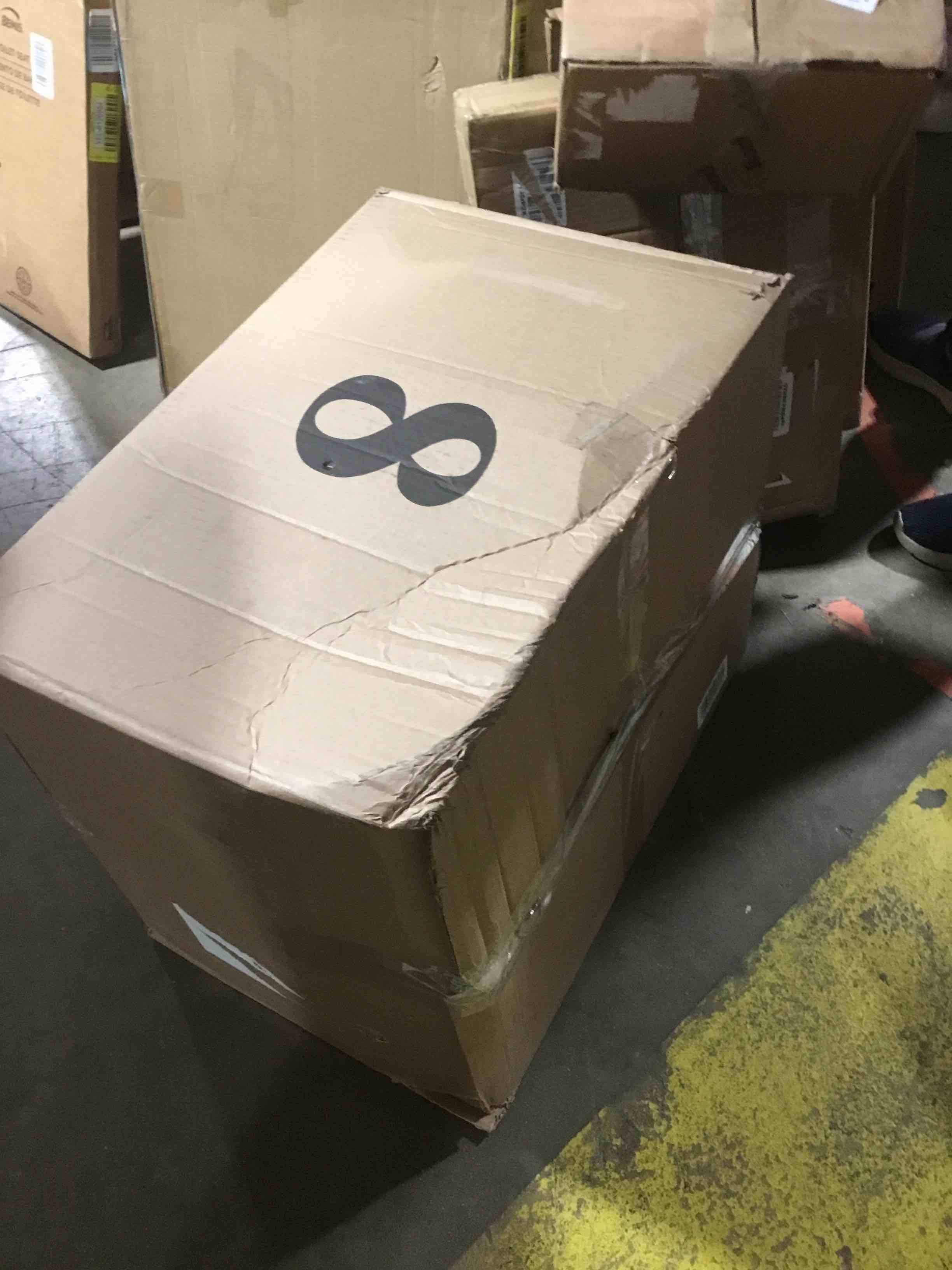 https://s3.amazonaws.com/lotting-images-prod/bidfta/YEL6127019_1709159087348.jpeg