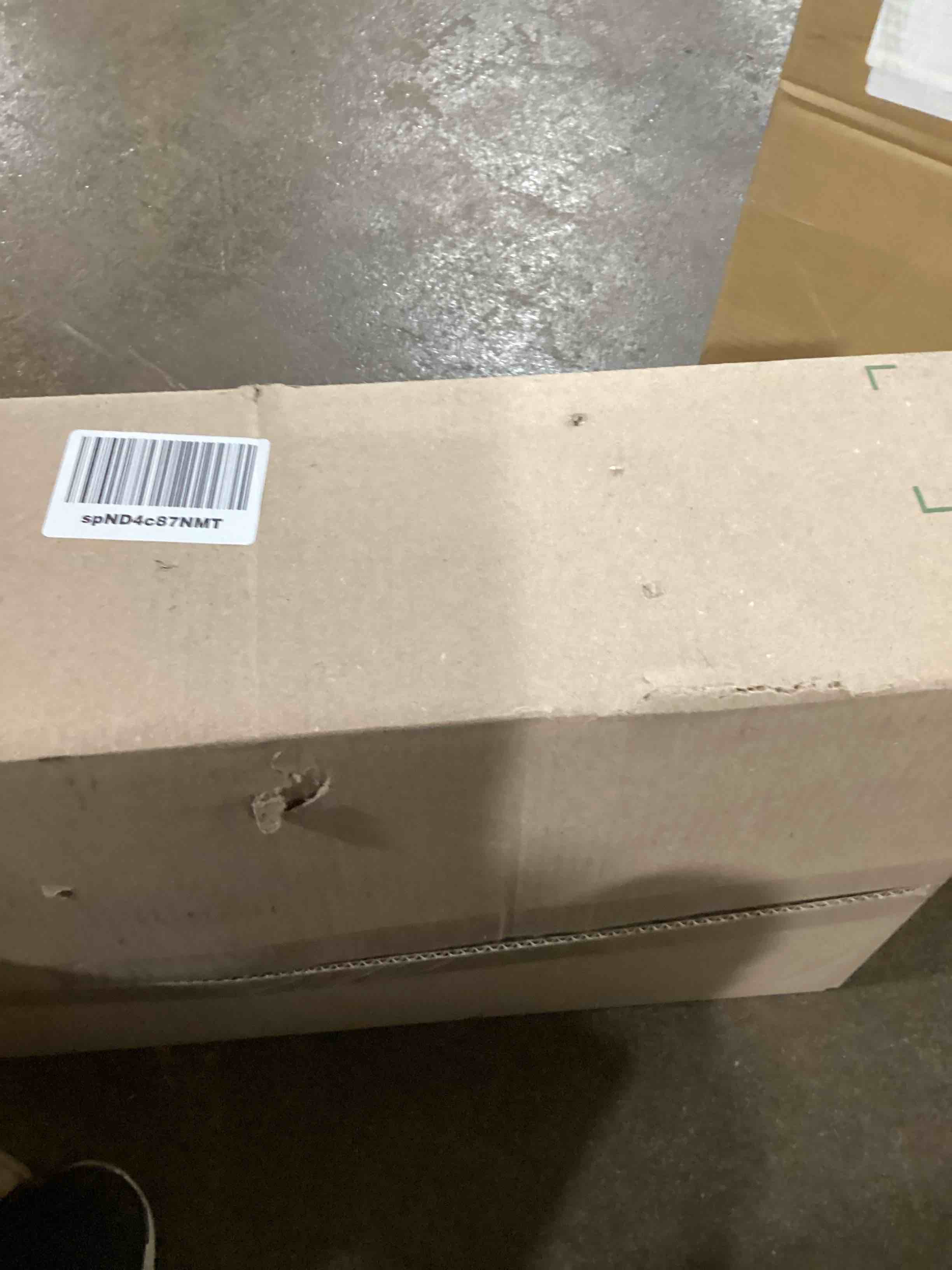https://s3.amazonaws.com/lotting-images-prod/bidfta/YEL6129017_1720548811649.jpeg