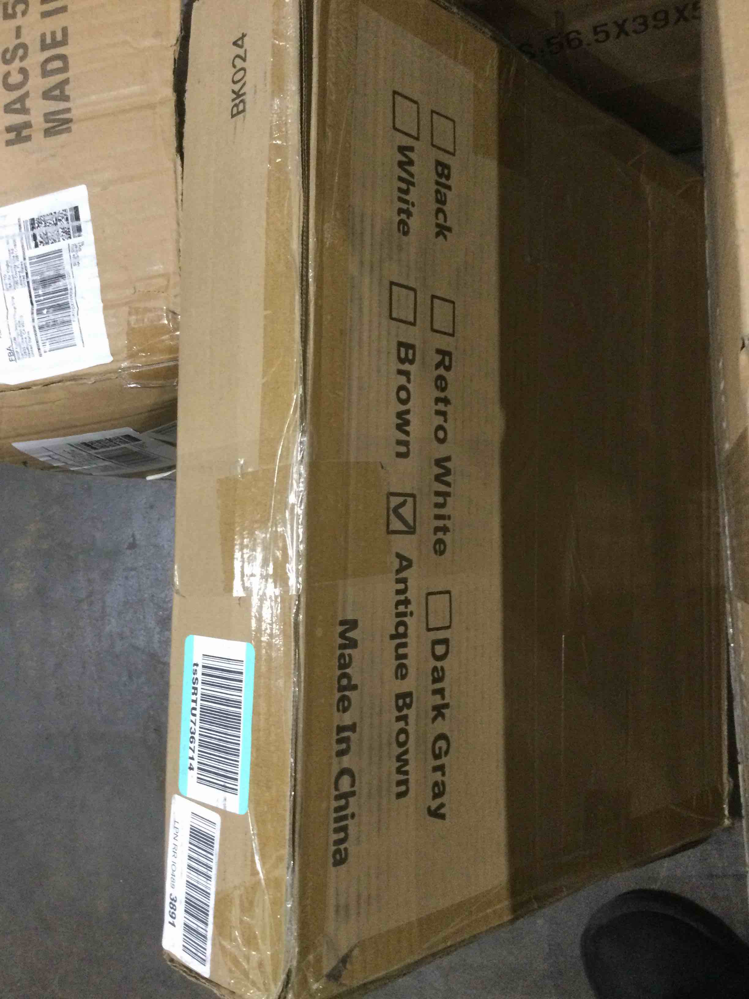 https://s3.amazonaws.com/lotting-images-prod/bidfta/YEL6134300_1712944727662.jpeg