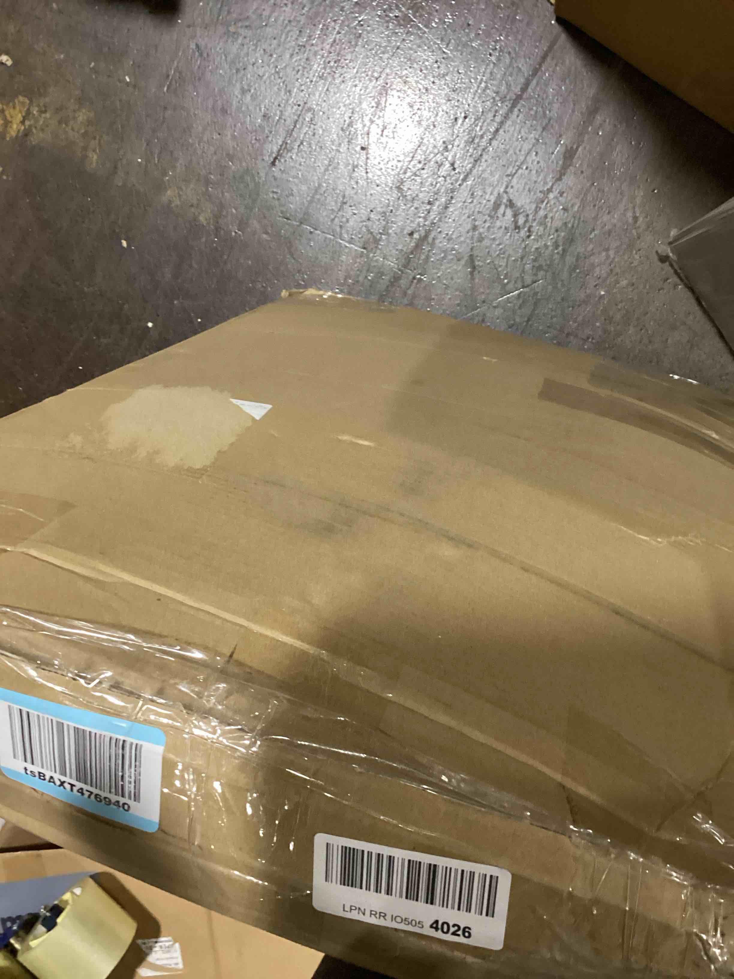 https://s3.amazonaws.com/lotting-images-prod/bidfta/YEL6135015_1714484704979.jpeg