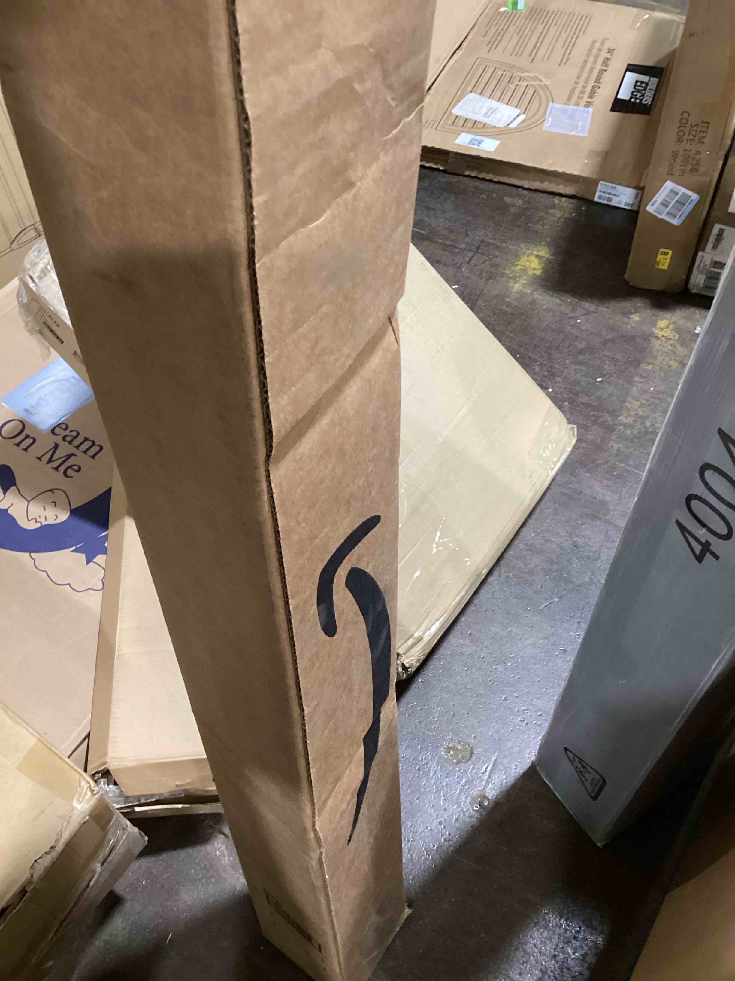 https://s3.amazonaws.com/lotting-images-prod/bidfta/YEL6135029_1714484632005.jpeg