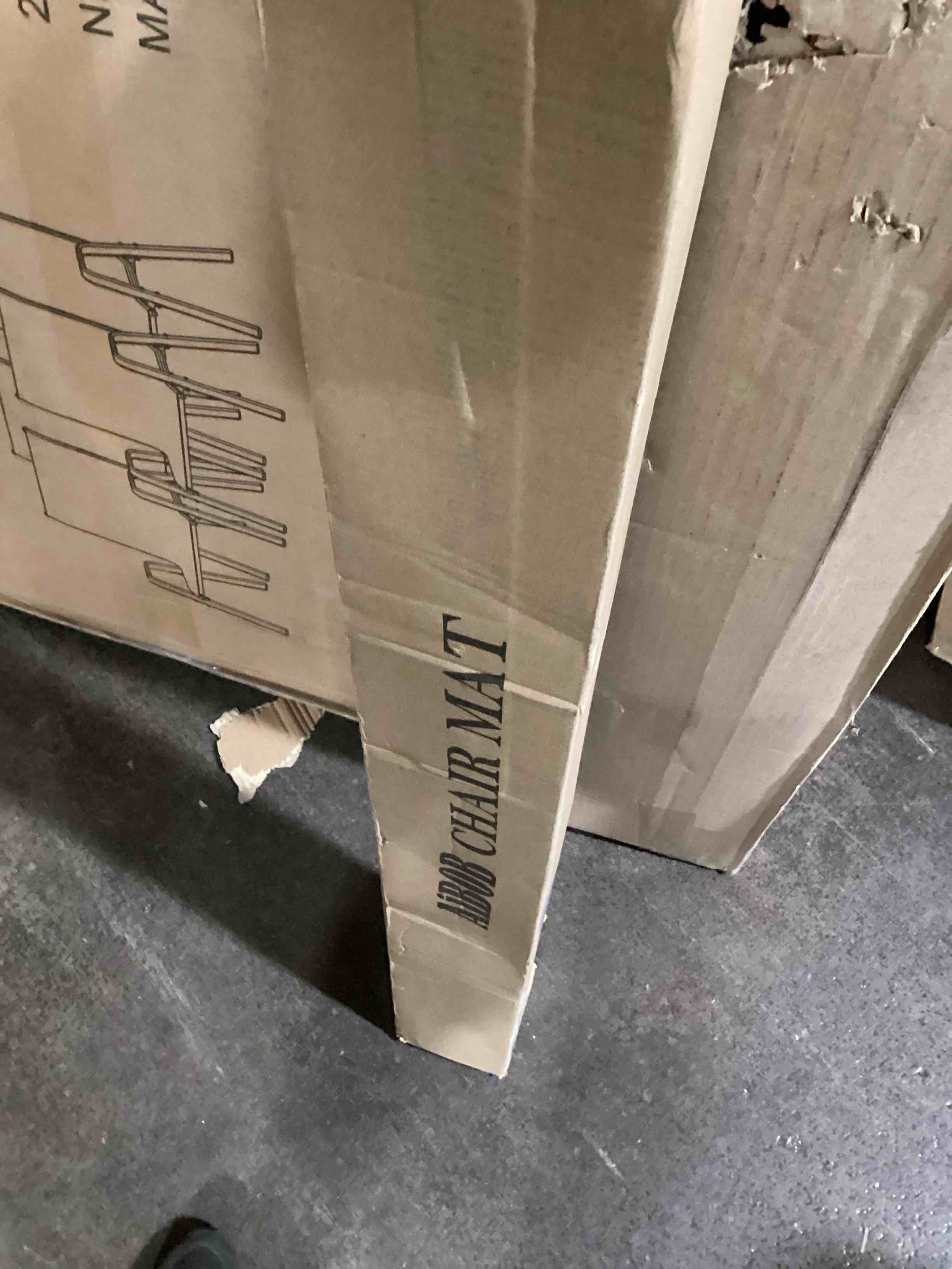 https://s3.amazonaws.com/lotting-images-prod/bidfta/YEL6135069_1714488809629.jpeg