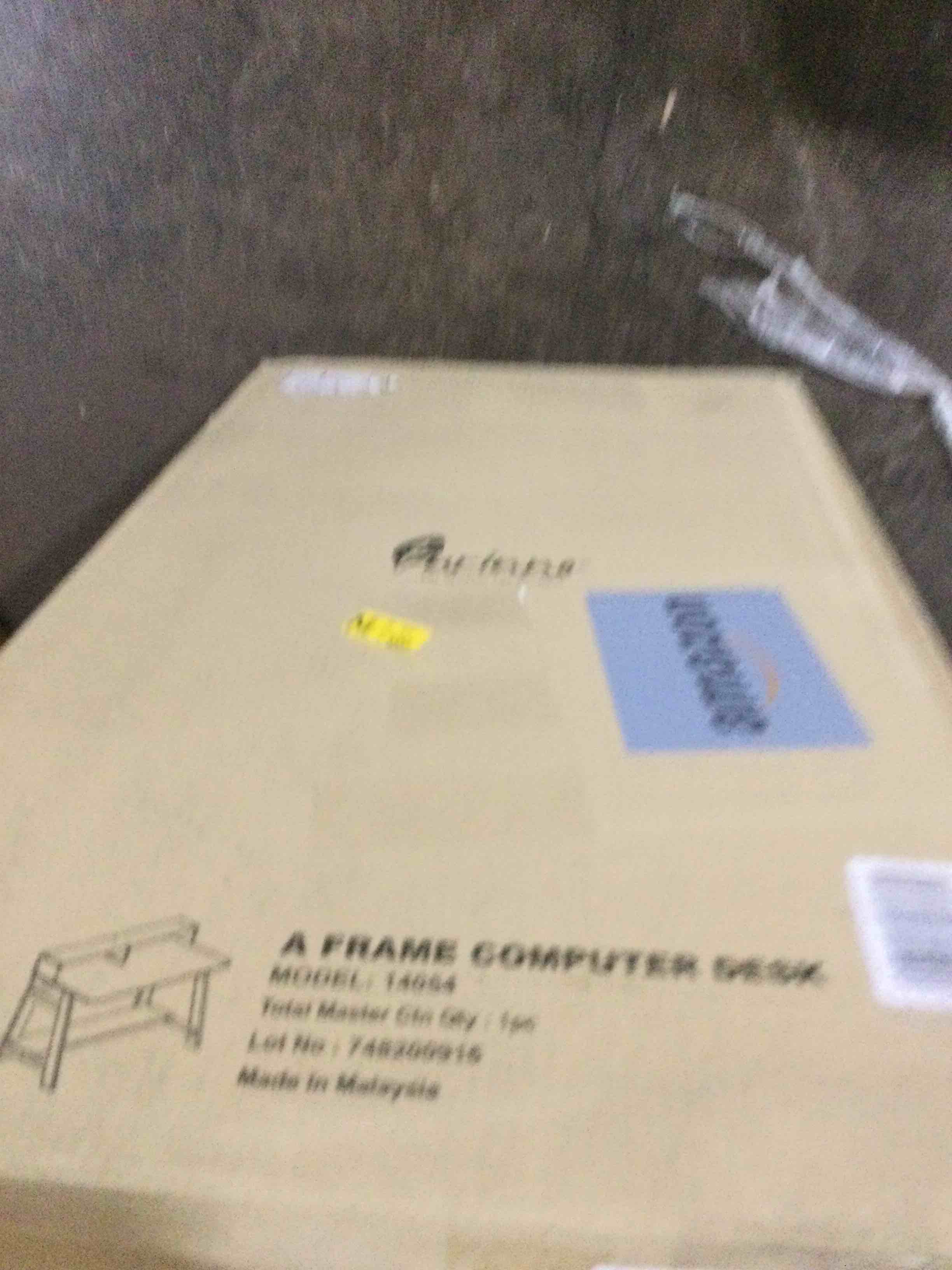 https://s3.amazonaws.com/lotting-images-prod/bidfta/YEL6135264_1714684868446.jpeg