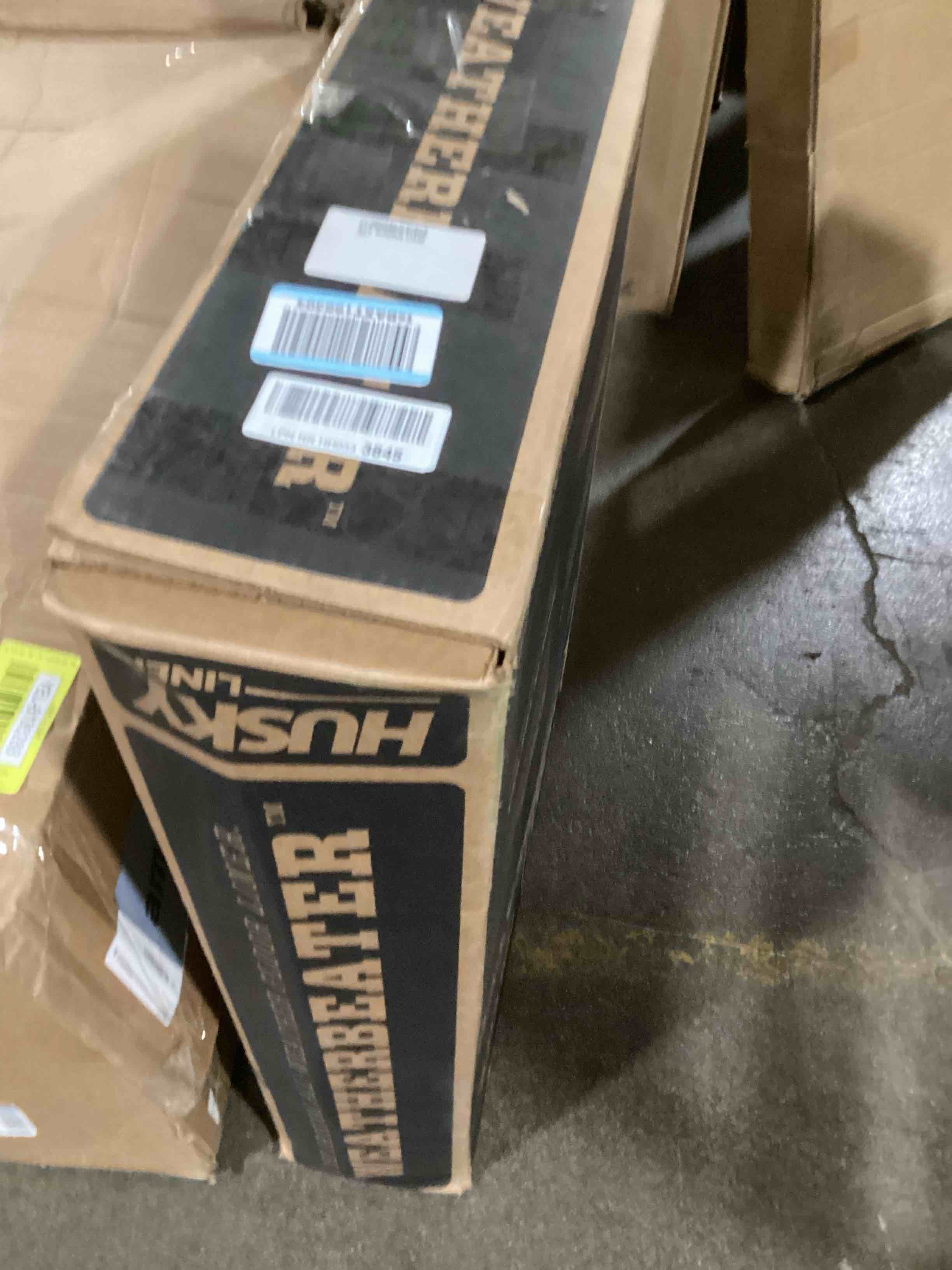 https://s3.amazonaws.com/lotting-images-prod/bidfta/YEL6135290_1714743570975.jpeg