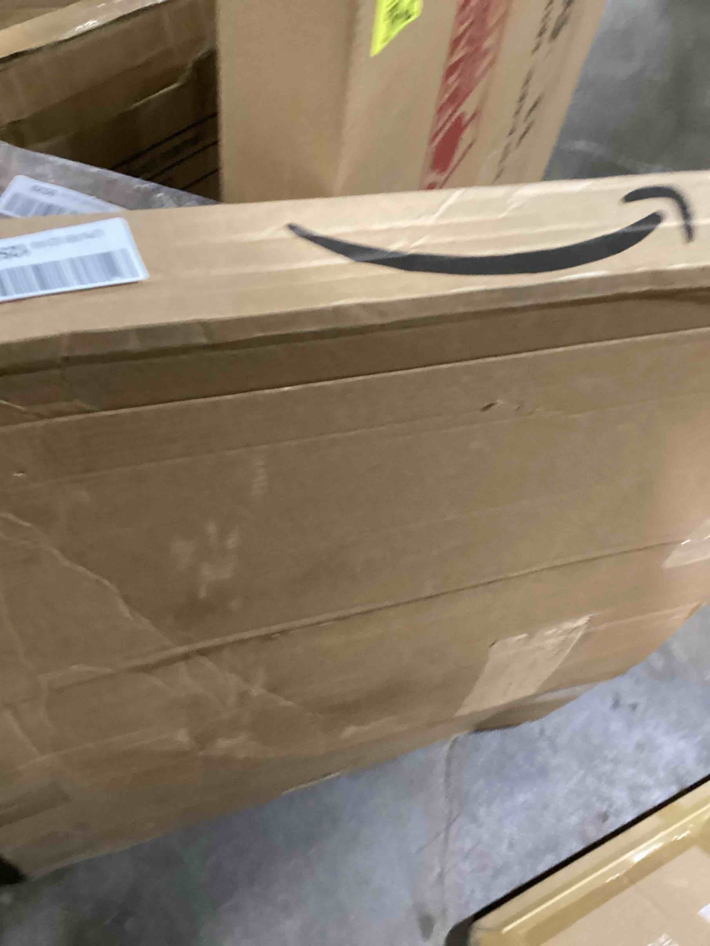 https://s3.amazonaws.com/lotting-images-prod/bidfta/YEL6135303_1714744935384.jpeg
