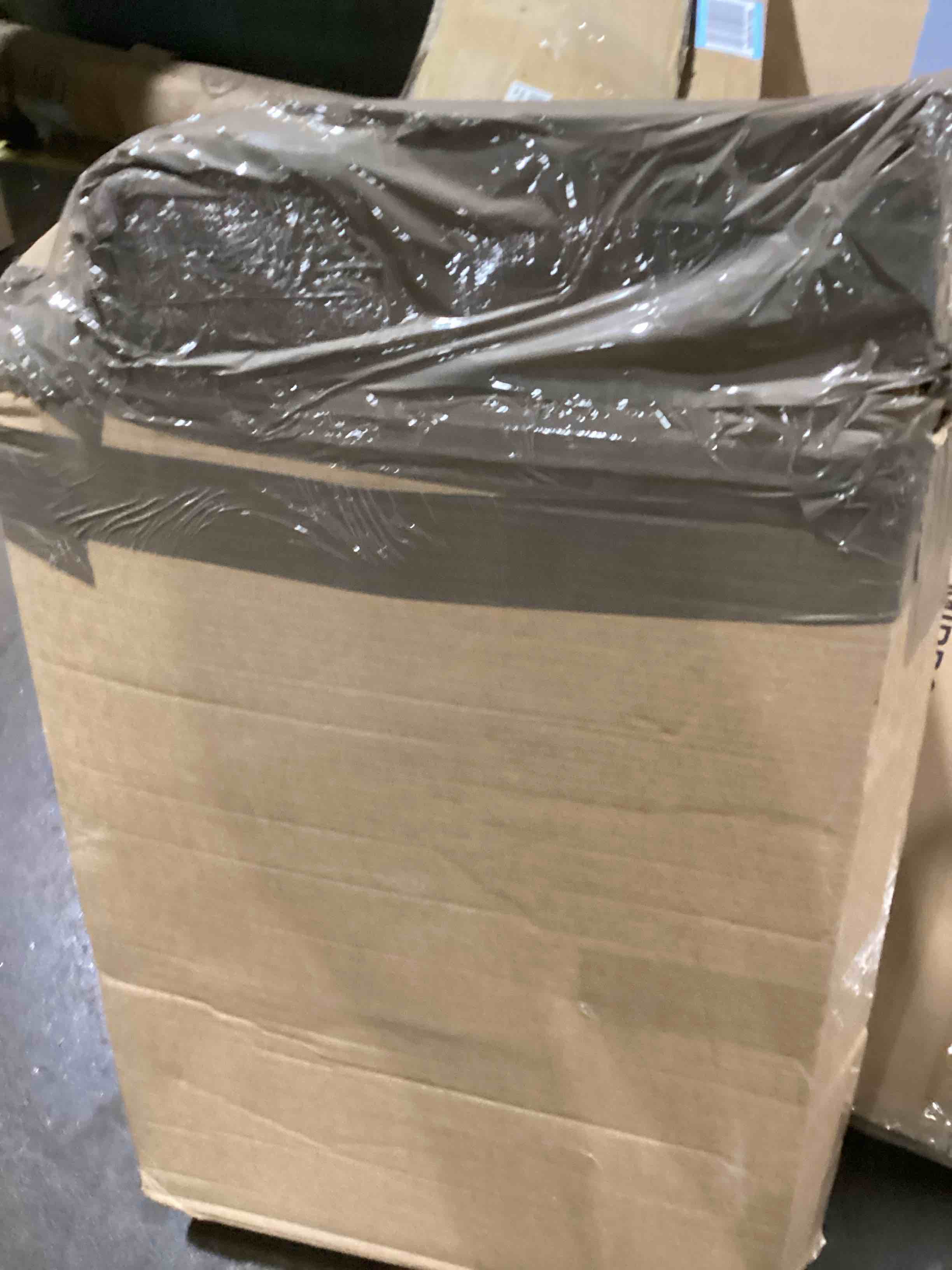 https://s3.amazonaws.com/lotting-images-prod/bidfta/YEL6135313_1714744548800.jpeg