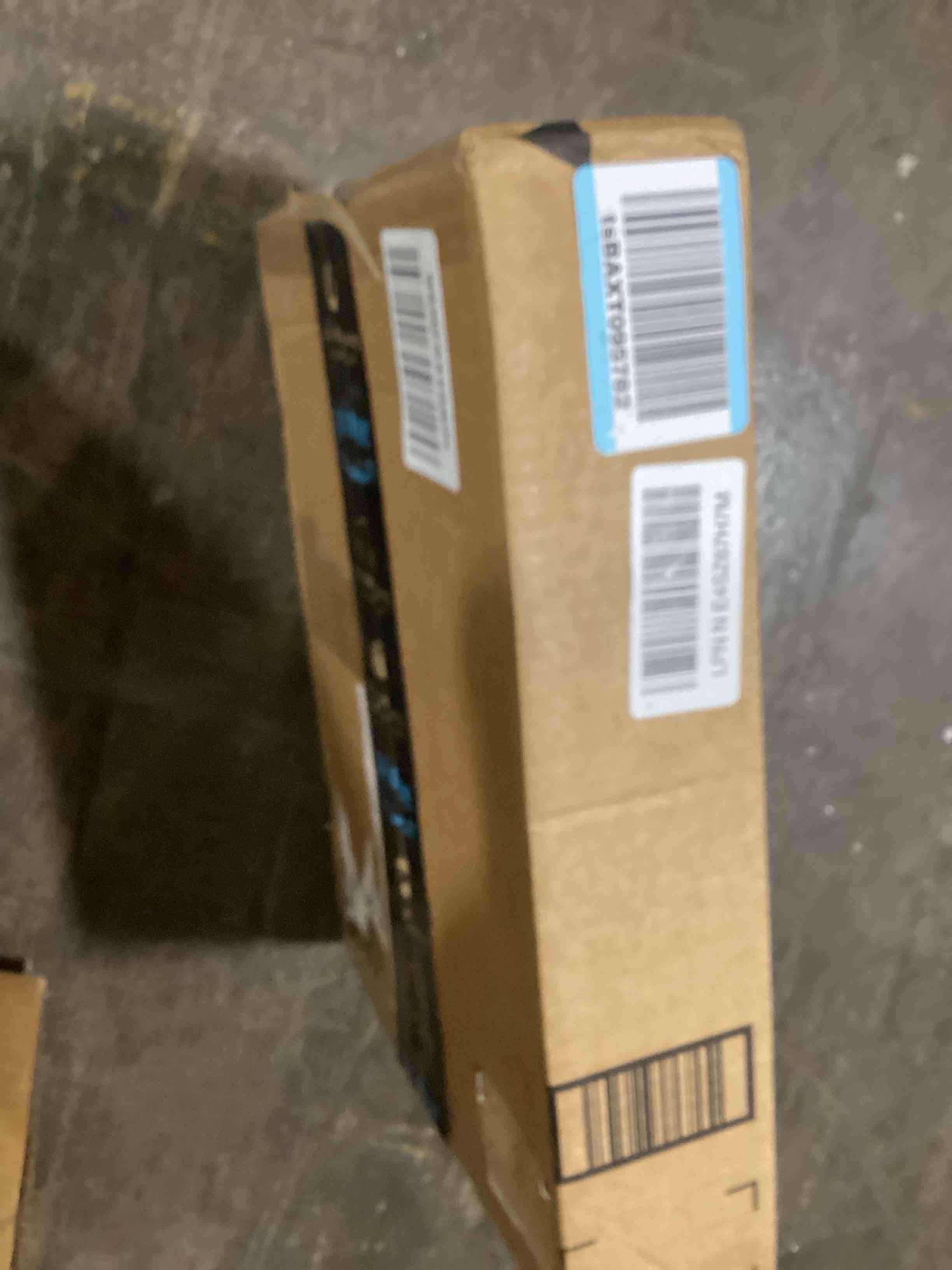 https://s3.amazonaws.com/lotting-images-prod/bidfta/YEL6137061_1720538780458.jpeg