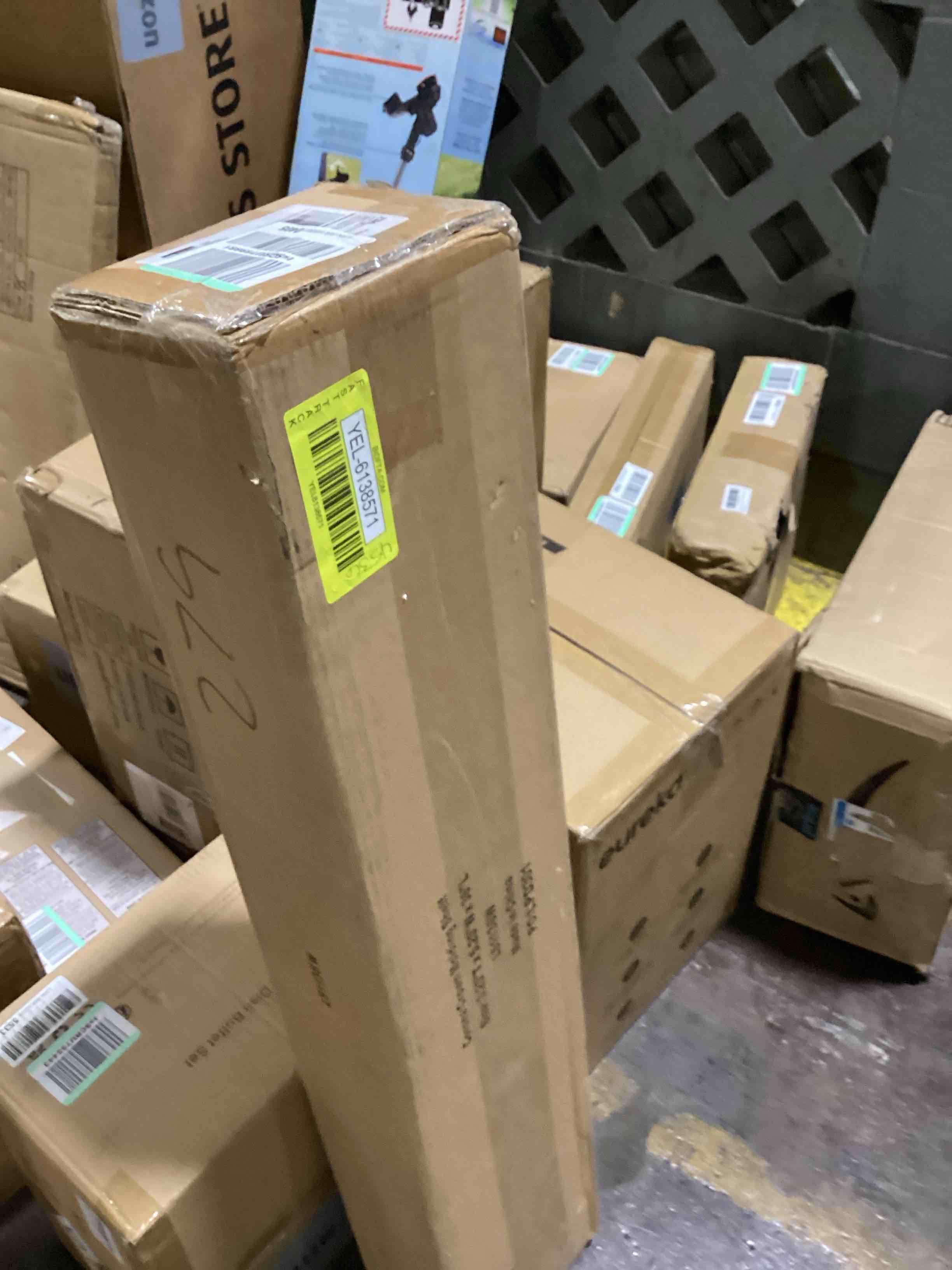 https://s3.amazonaws.com/lotting-images-prod/bidfta/YEL6138571_1718378509544.jpeg