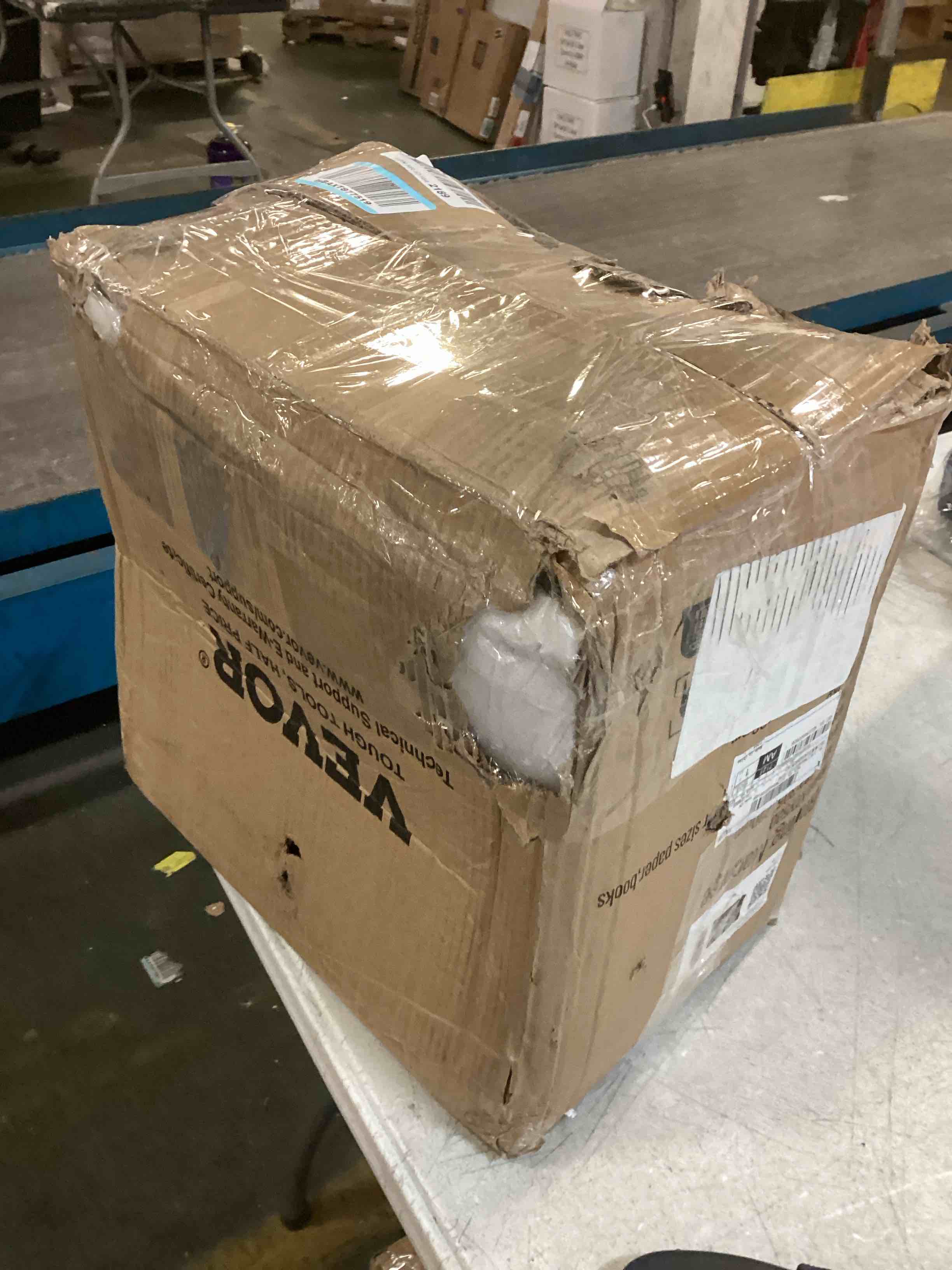 https://s3.amazonaws.com/lotting-images-prod/bidfta/YEL6151995_1714484791034.jpeg