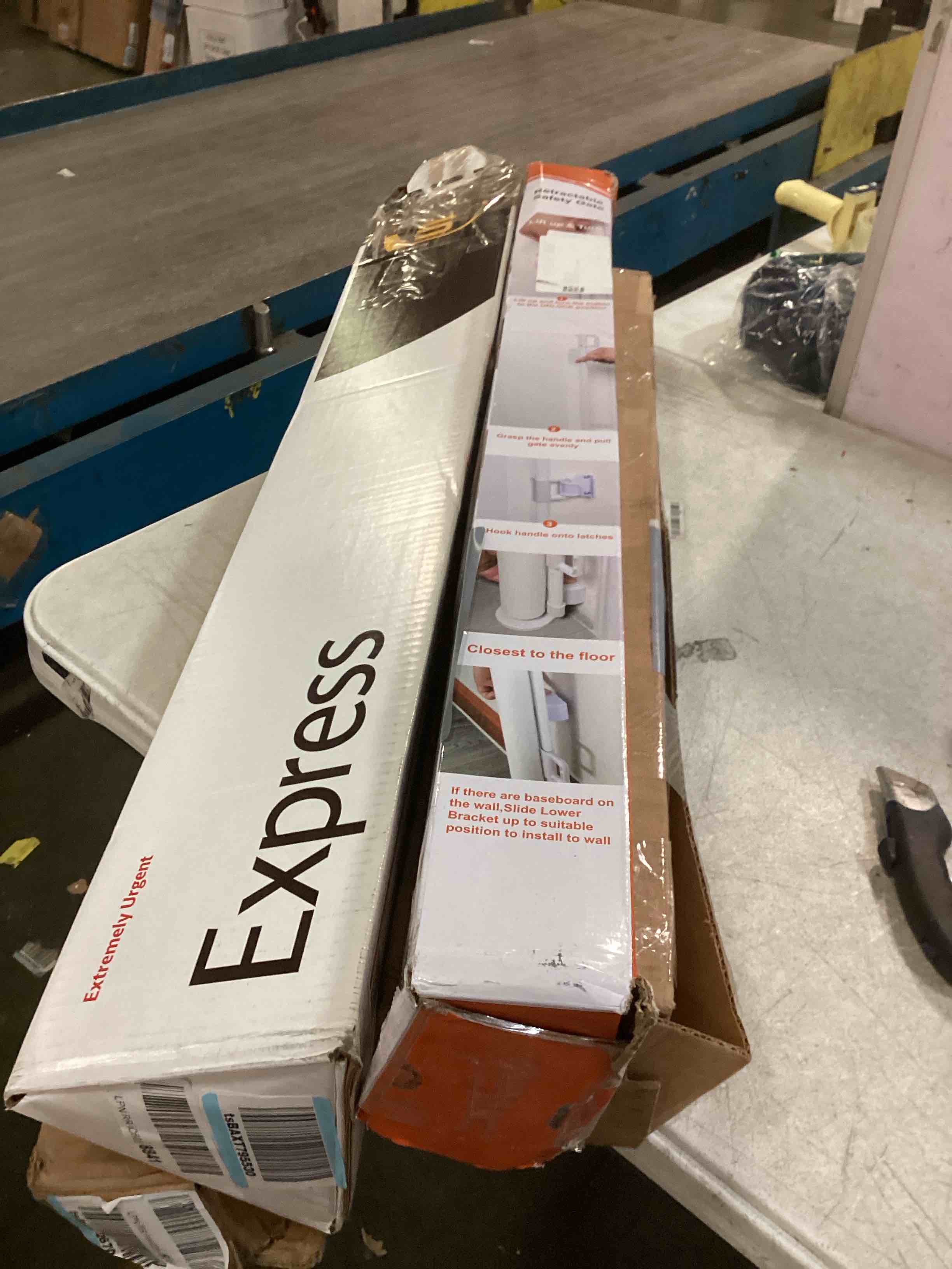 https://s3.amazonaws.com/lotting-images-prod/bidfta/YEL6151997_1714484978290.jpeg