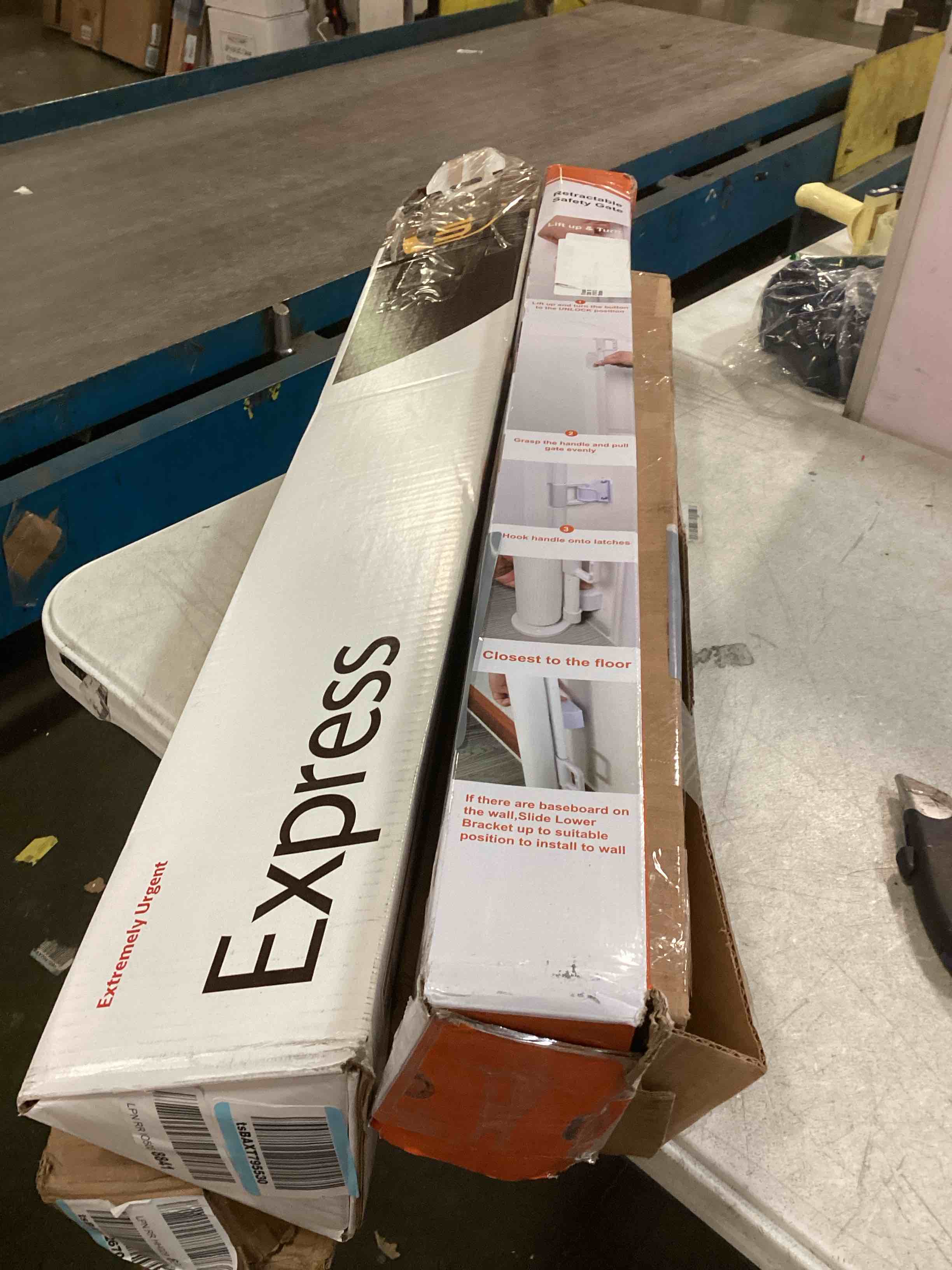 https://s3.amazonaws.com/lotting-images-prod/bidfta/YEL6151997_1714484979323.jpeg