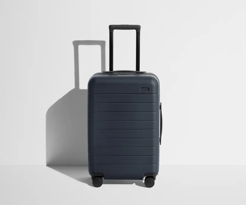 The Carry-On 20” navy 