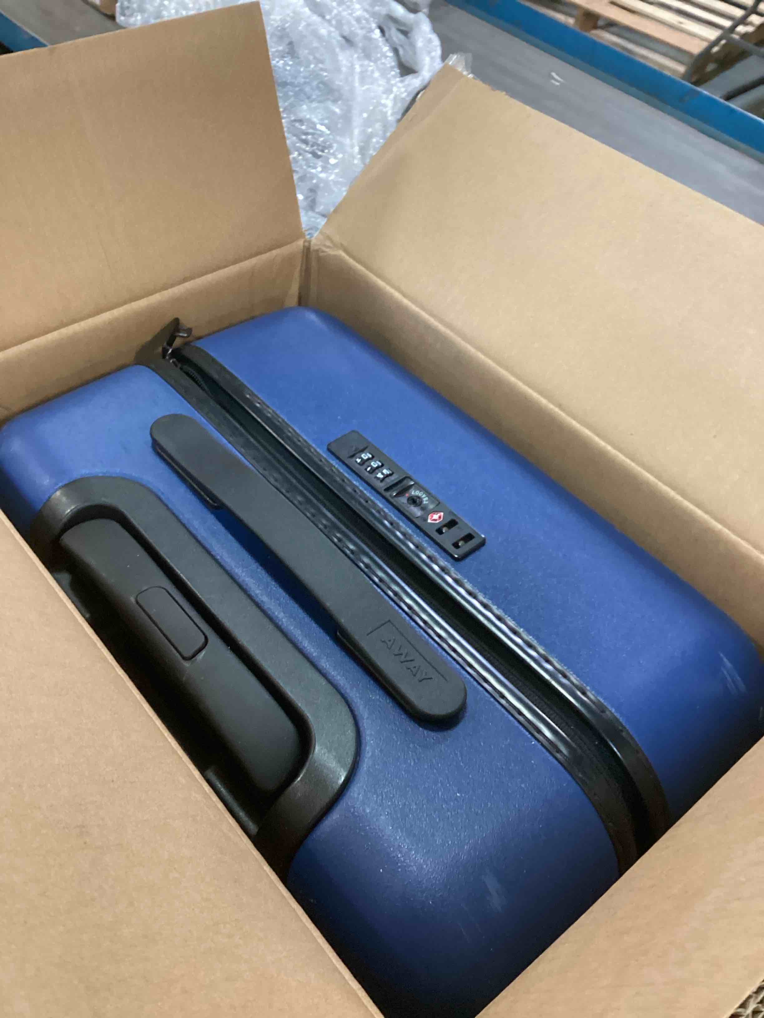 https://s3.amazonaws.com/lotting-images-prod/bidfta/YEL6152335_1714506287827.jpeg