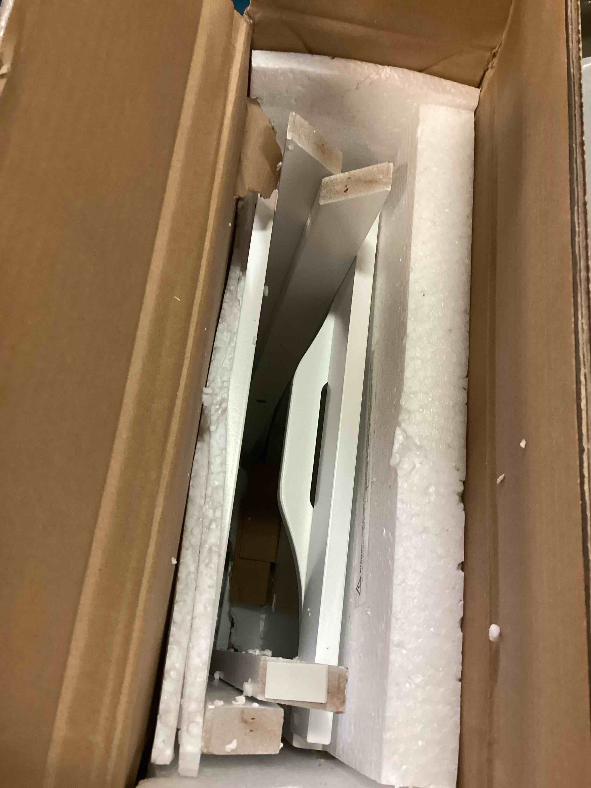 https://s3.amazonaws.com/lotting-images-prod/bidfta/YEL6153167_1714674393420.jpeg