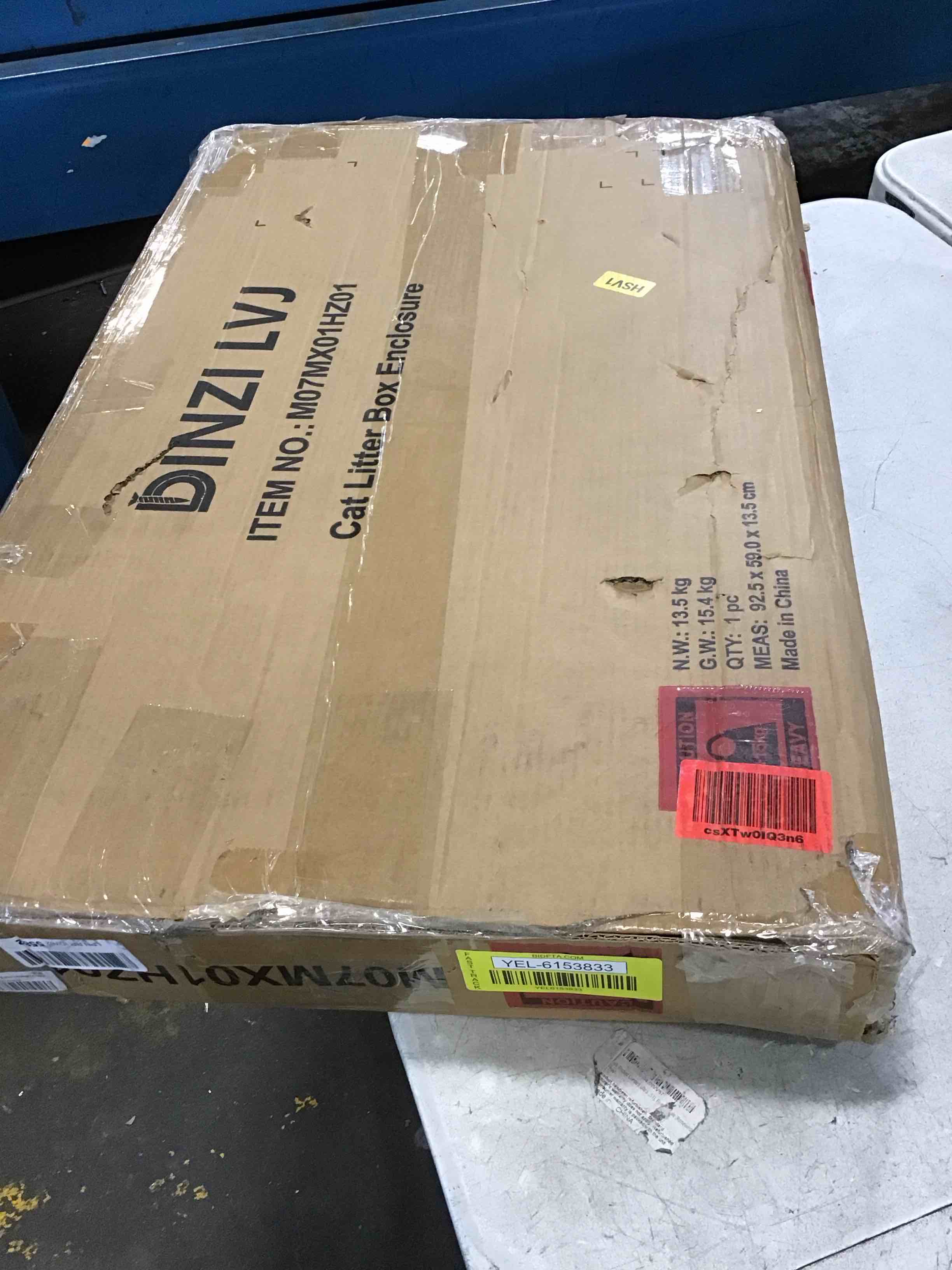 https://s3.amazonaws.com/lotting-images-prod/bidfta/YEL6153833_1714674859607.jpeg