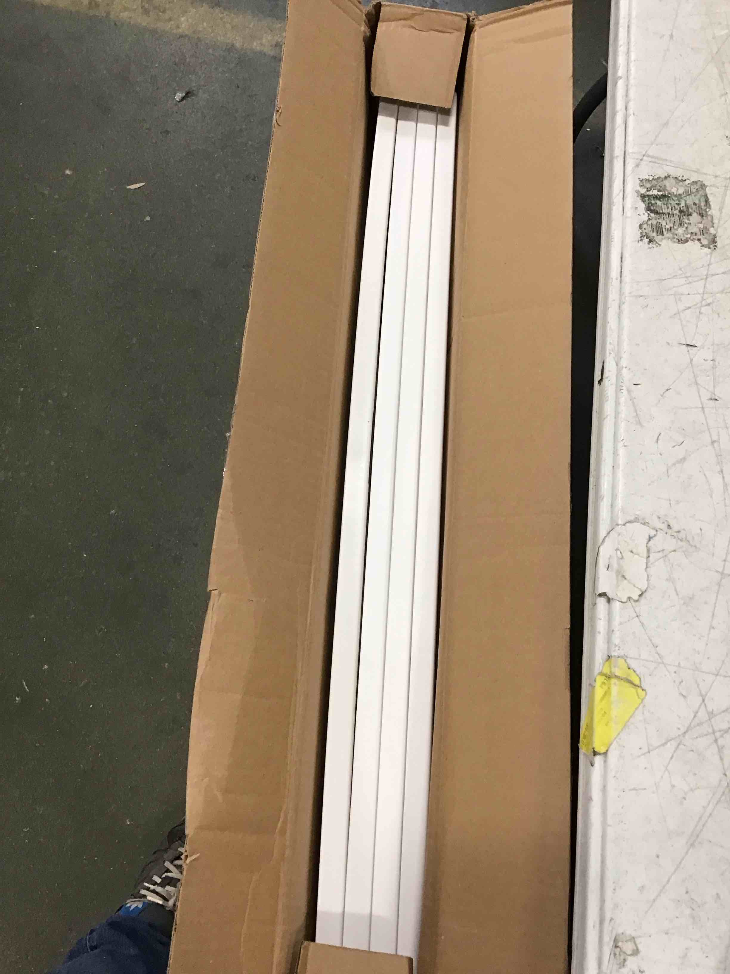 https://s3.amazonaws.com/lotting-images-prod/bidfta/YEL6154460_1715631344003.jpeg