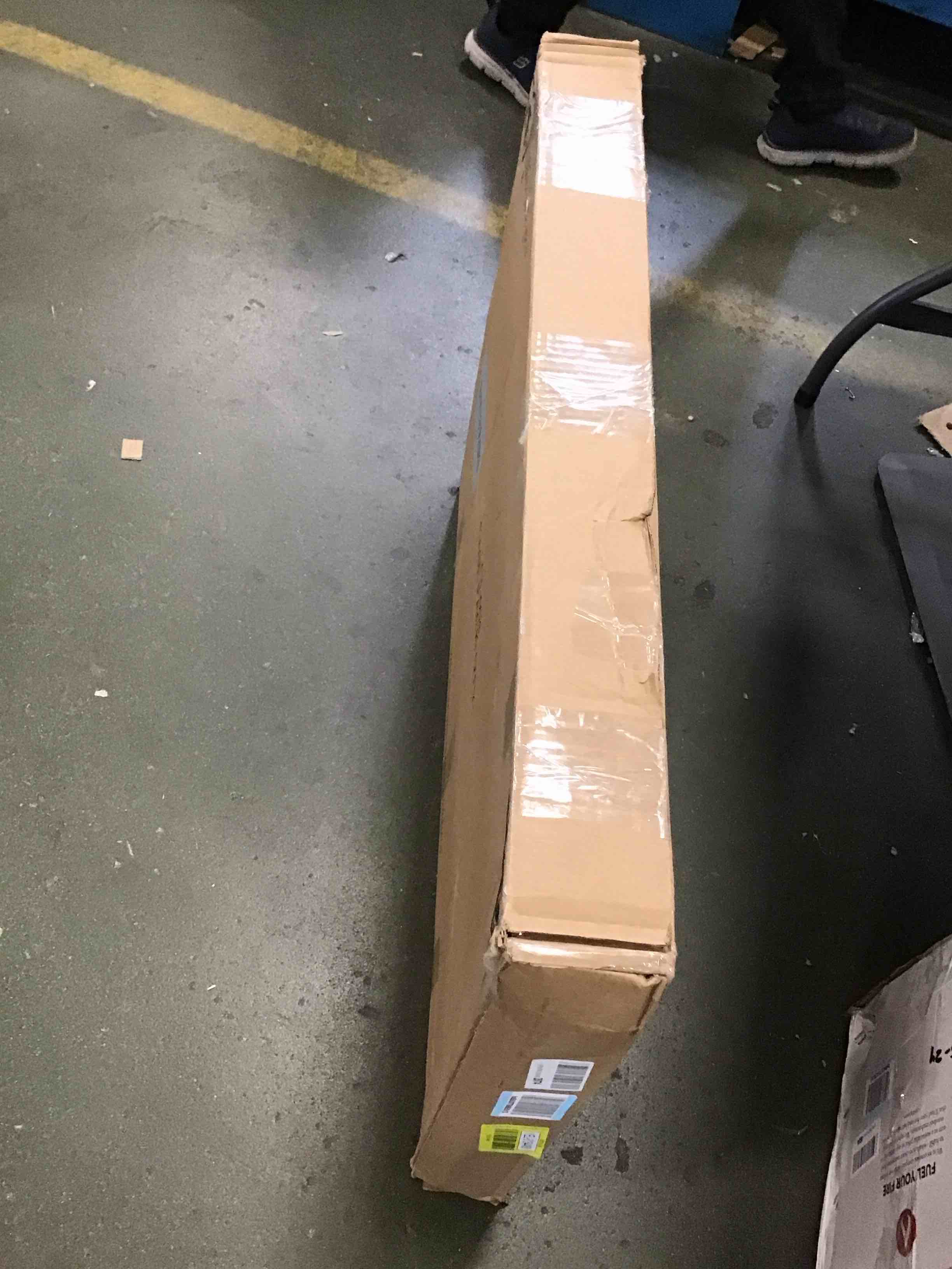 https://s3.amazonaws.com/lotting-images-prod/bidfta/YEL6154460_1715631366904.jpeg