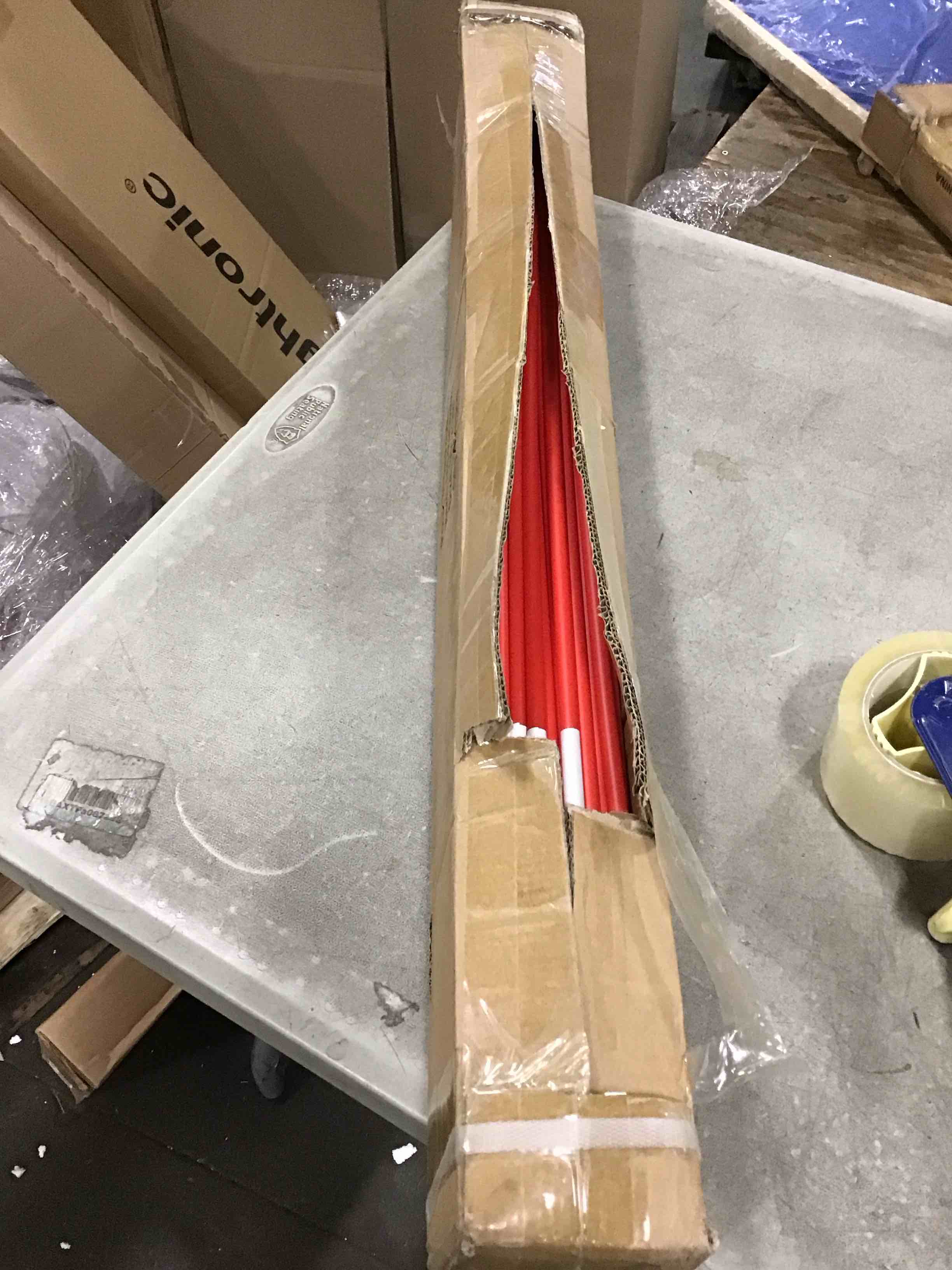 https://s3.amazonaws.com/lotting-images-prod/bidfta/YEL6154502_1715693617572.jpeg