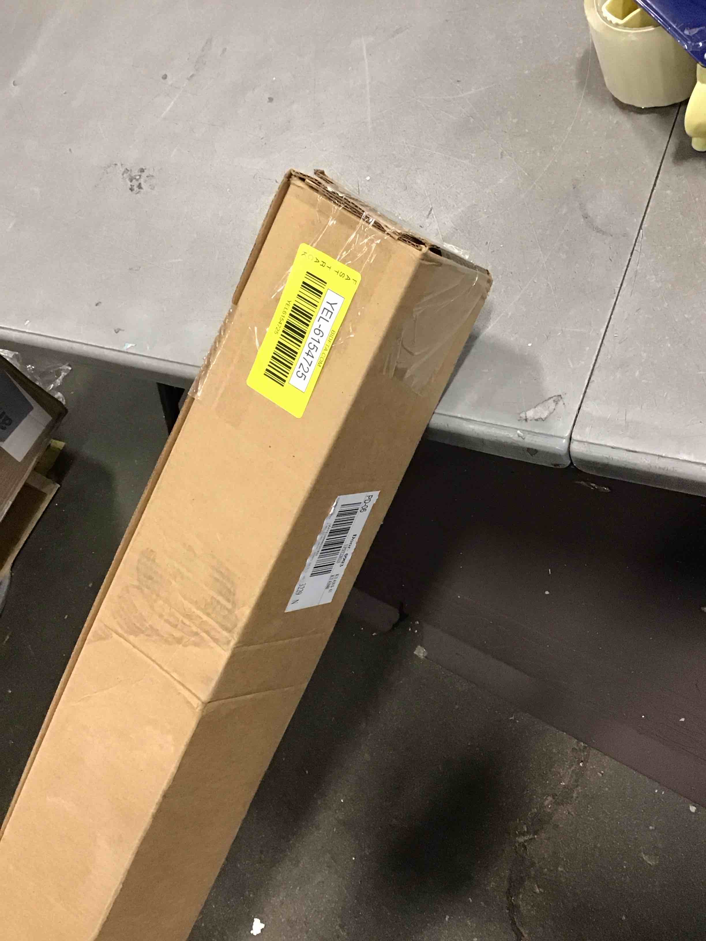 https://s3.amazonaws.com/lotting-images-prod/bidfta/YEL6154725_1715780697134.jpeg