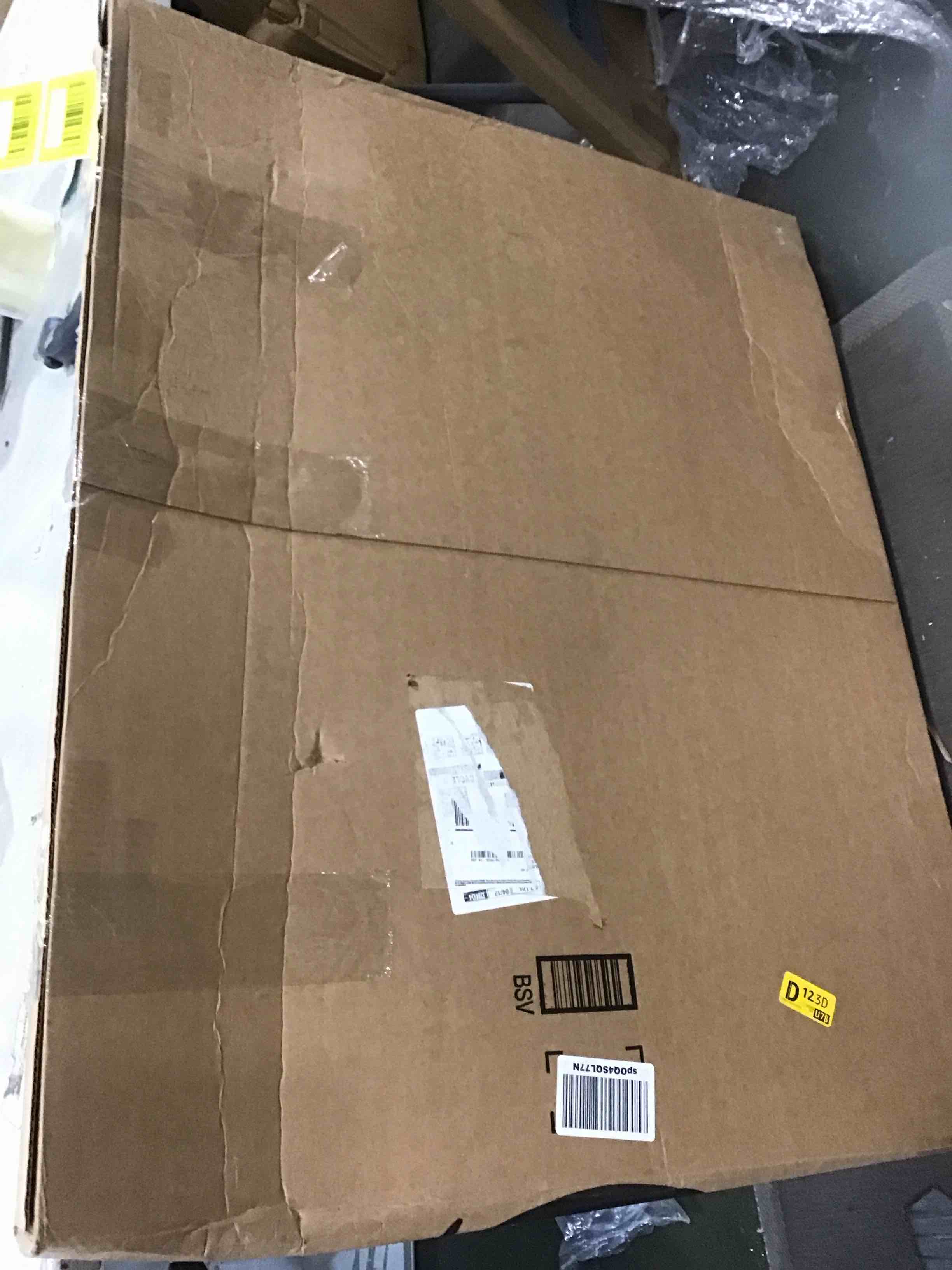 https://s3.amazonaws.com/lotting-images-prod/bidfta/YEL6155505_1714591791127.jpeg