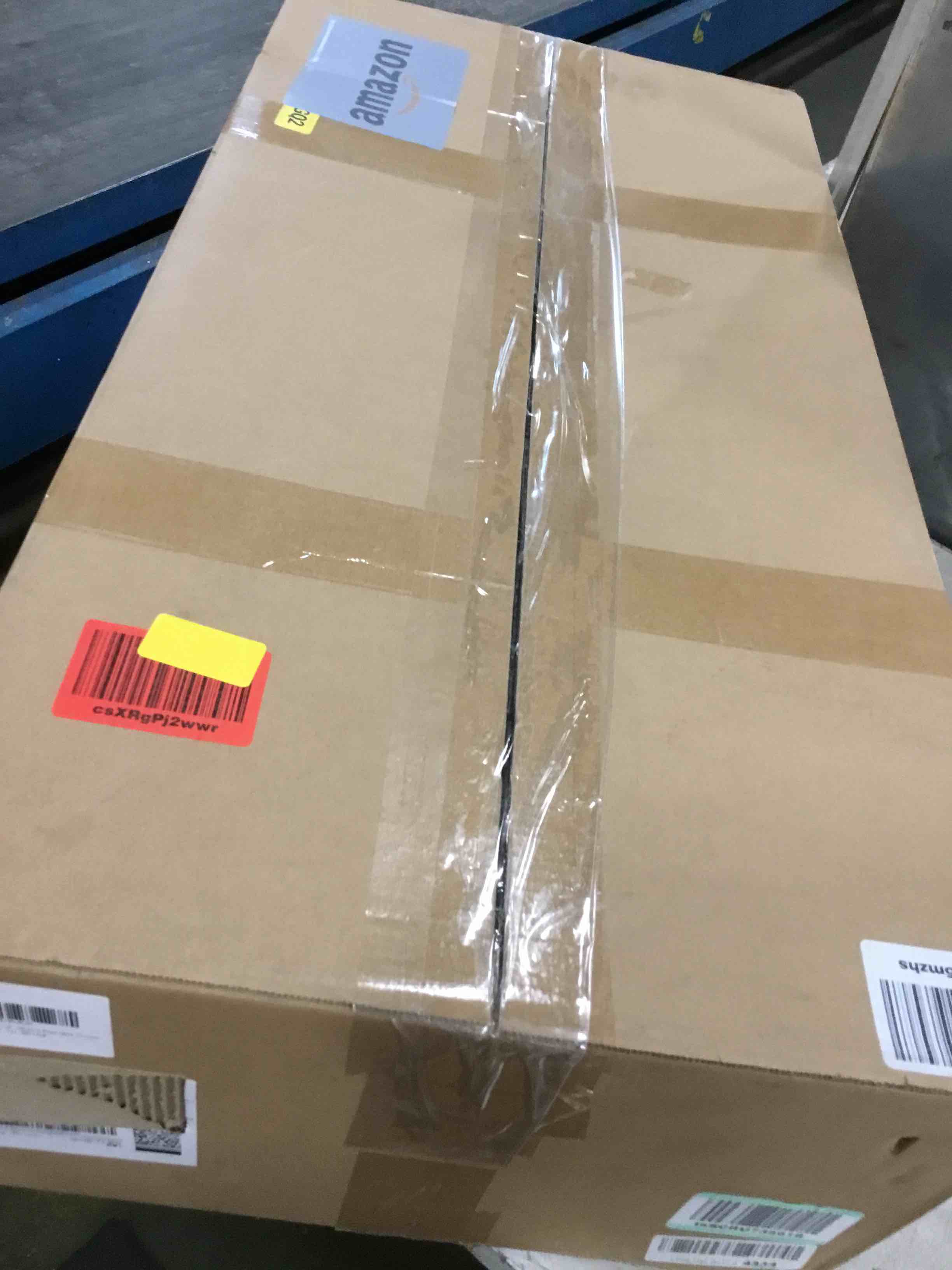 https://s3.amazonaws.com/lotting-images-prod/bidfta/YEL6156426_1715168460227.jpeg