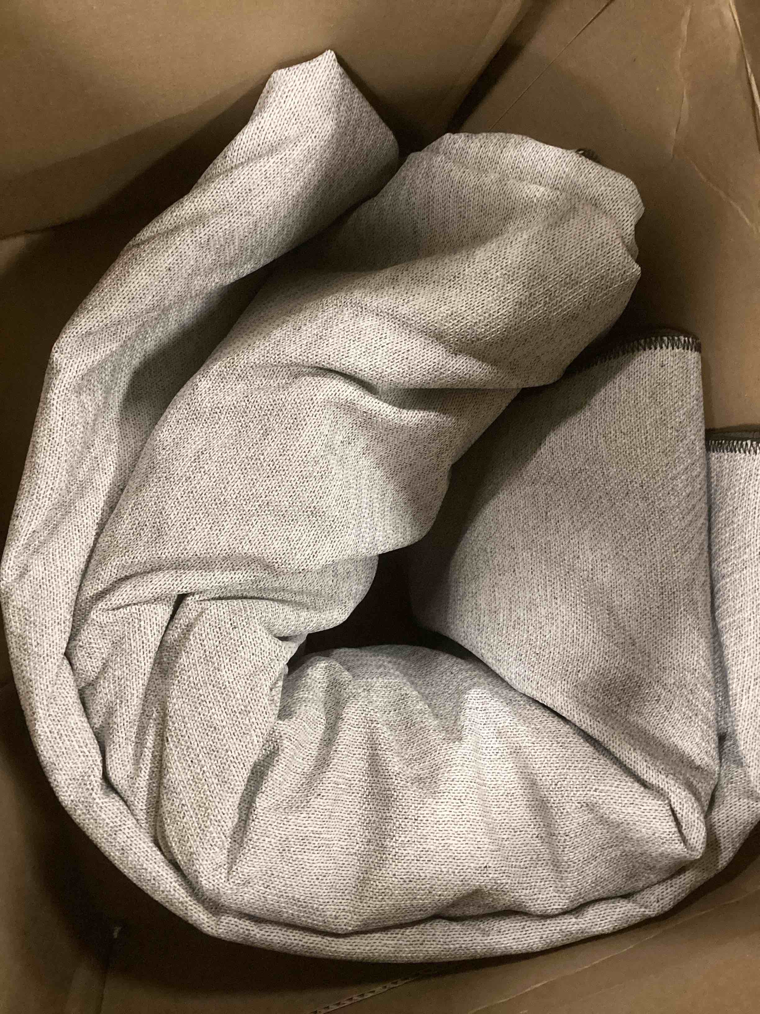 https://s3.amazonaws.com/lotting-images-prod/bidfta/YEL6157816_1714996694236.jpeg