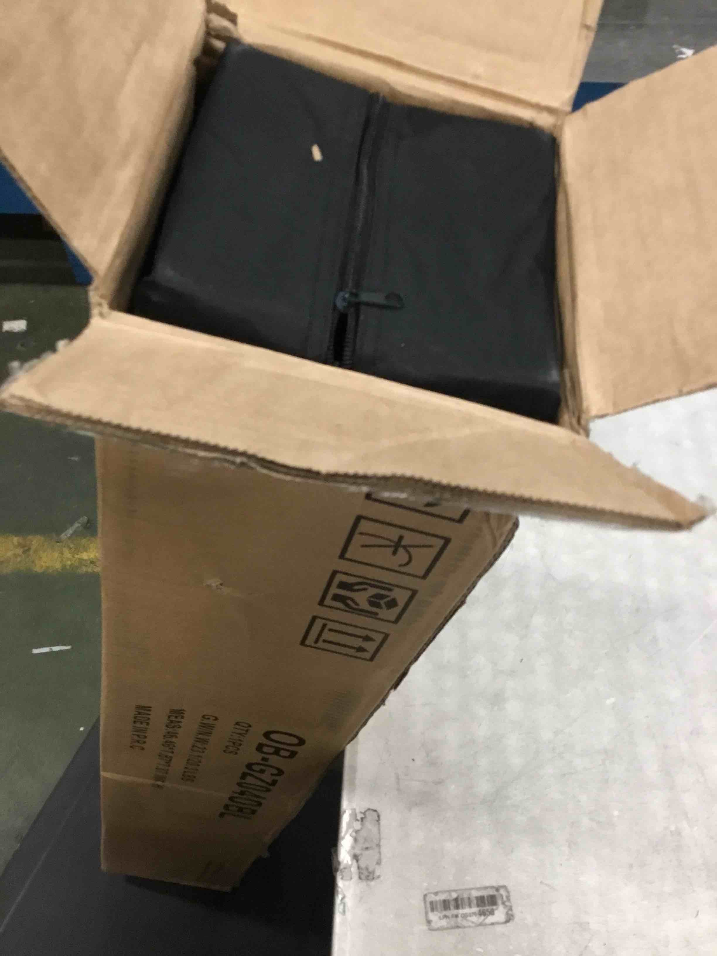 https://s3.amazonaws.com/lotting-images-prod/bidfta/YEL6159332_1715002775141.jpeg