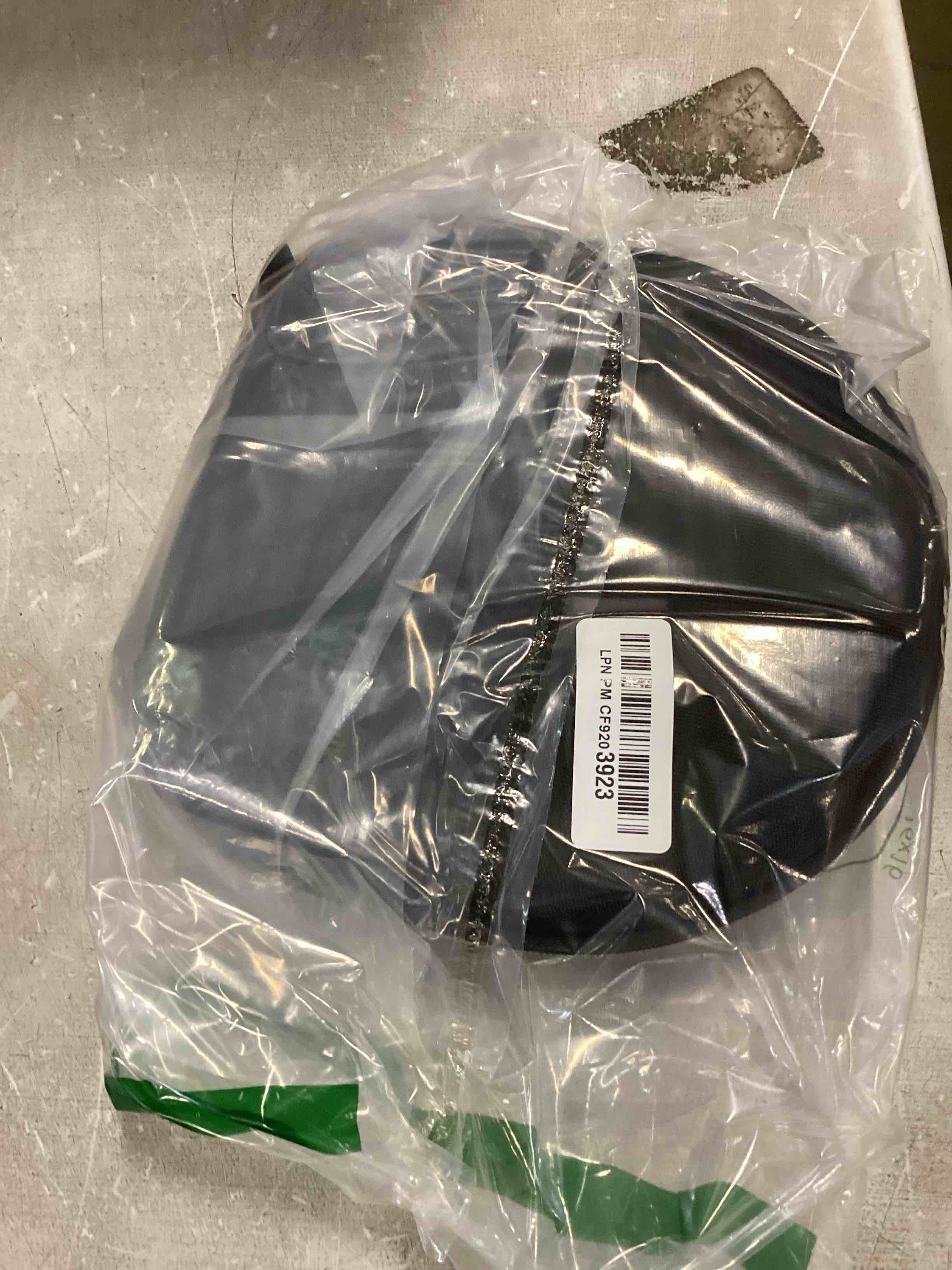 https://s3.amazonaws.com/lotting-images-prod/bidfta/YEL6159706_1714577463115.jpeg