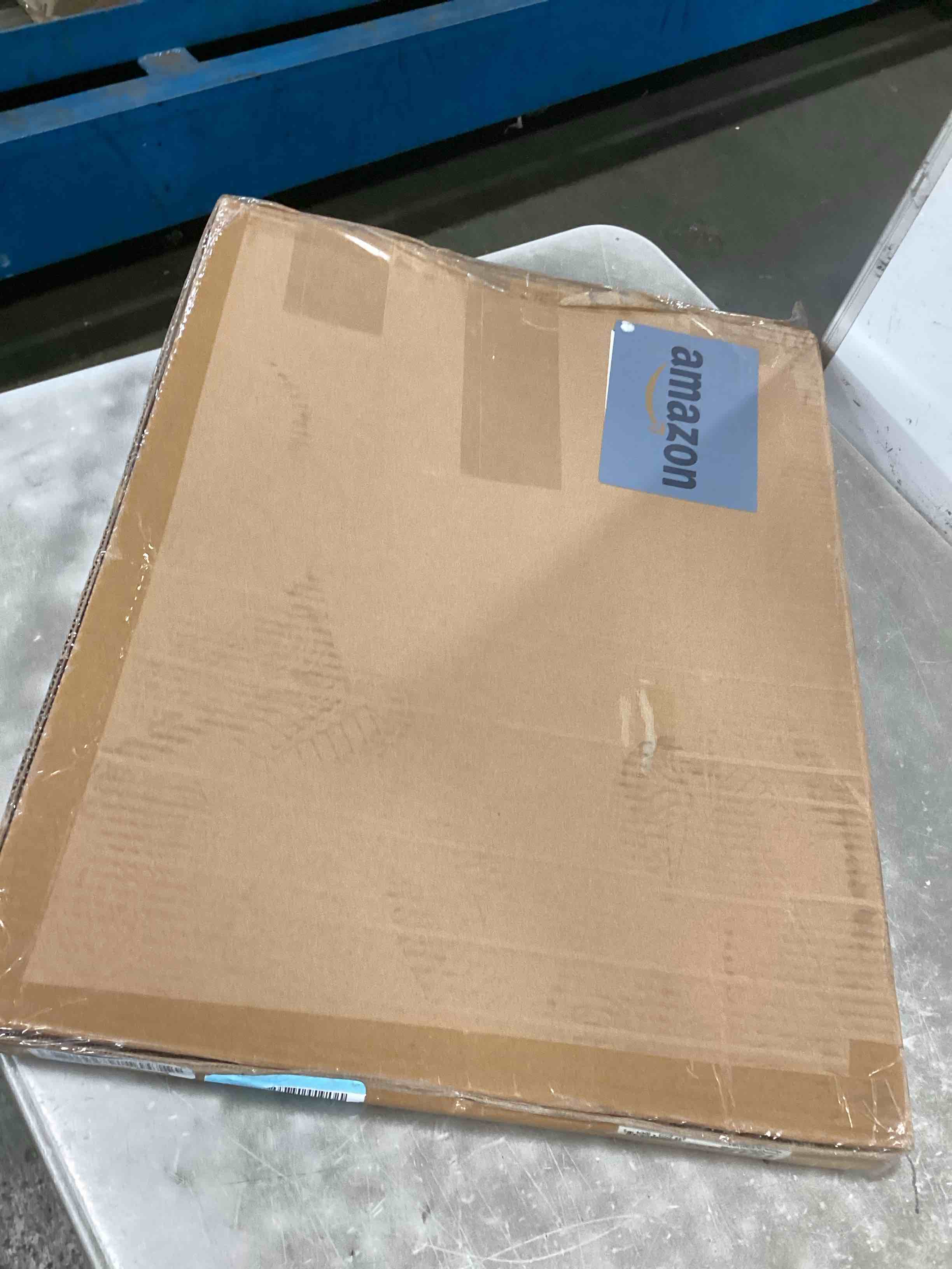 https://s3.amazonaws.com/lotting-images-prod/bidfta/YEL6159826_1714650366356.jpeg