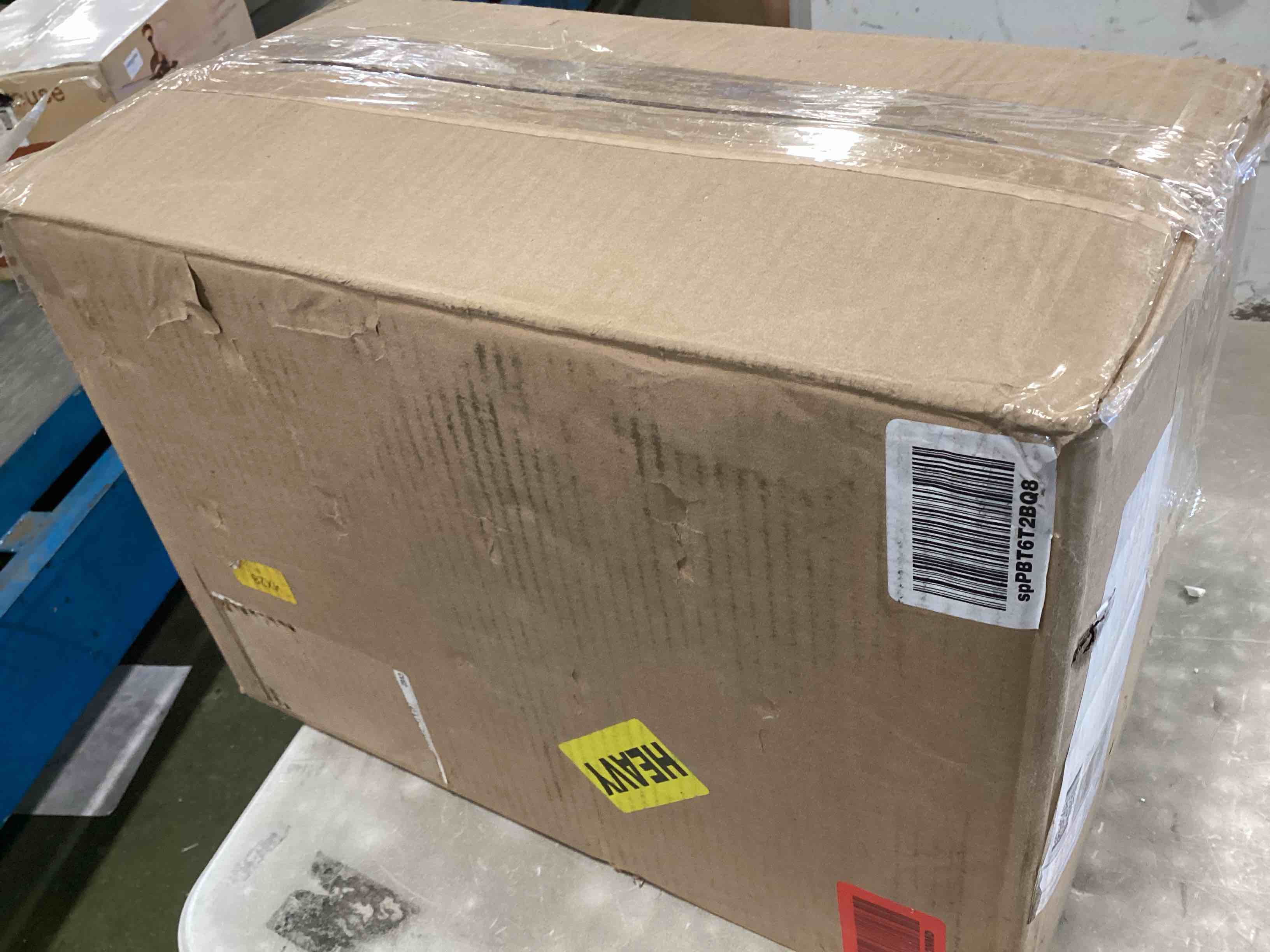 https://s3.amazonaws.com/lotting-images-prod/bidfta/YEL6159912_1714660437394.jpeg