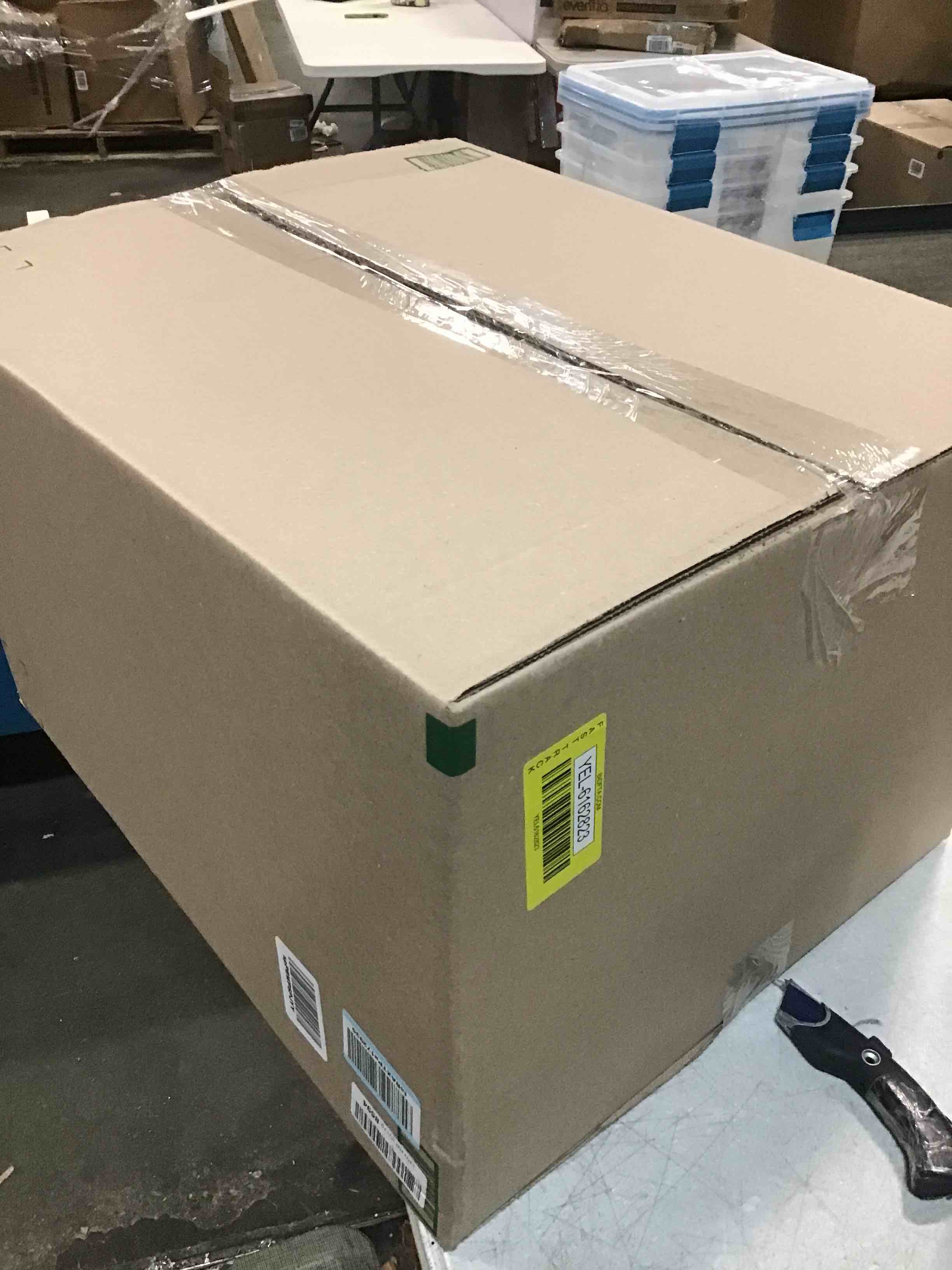 https://s3.amazonaws.com/lotting-images-prod/bidfta/YEL6162823_1714765194685.jpeg