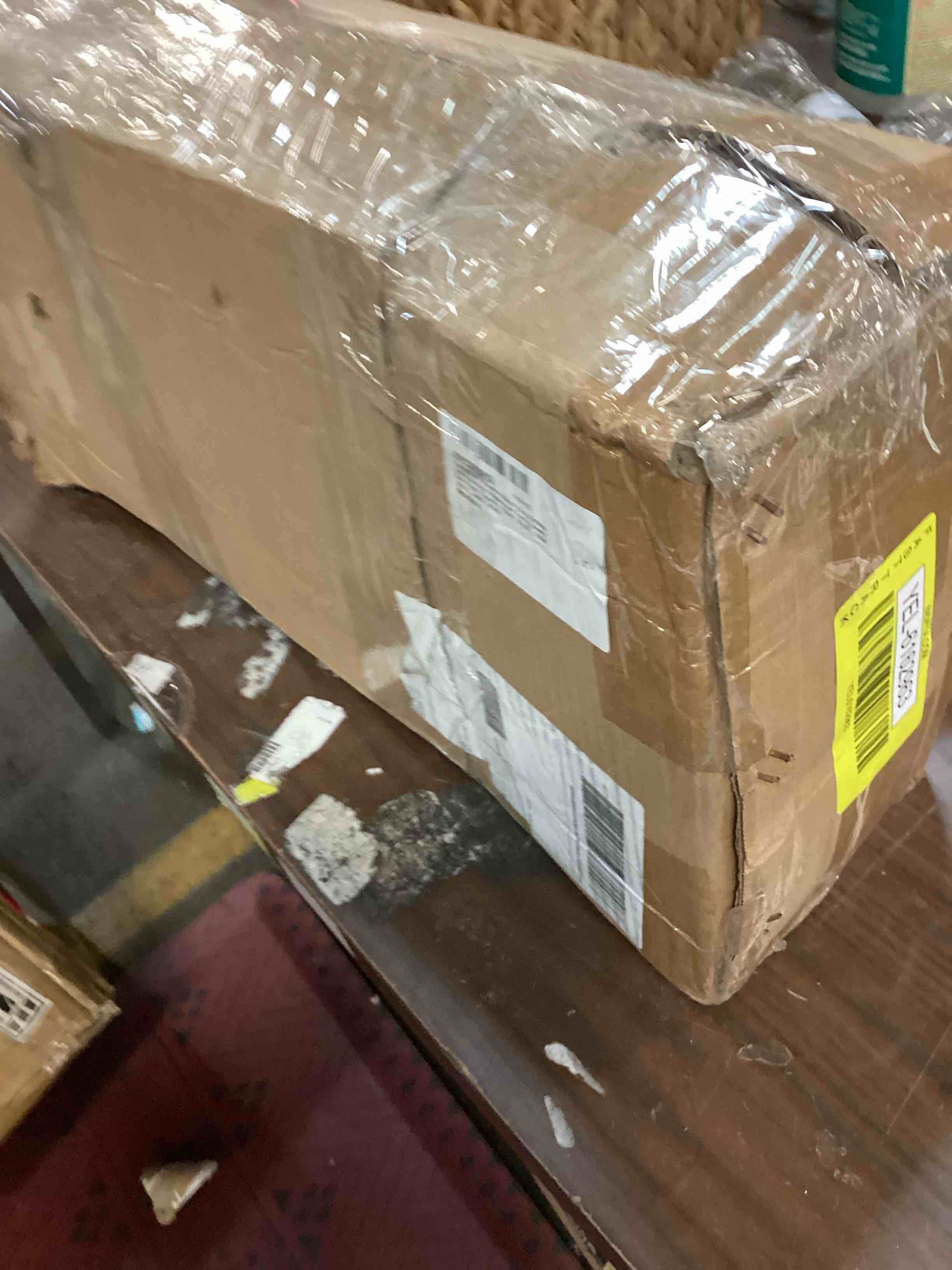 https://s3.amazonaws.com/lotting-images-prod/bidfta/YEL6162963_1715005533435.jpeg