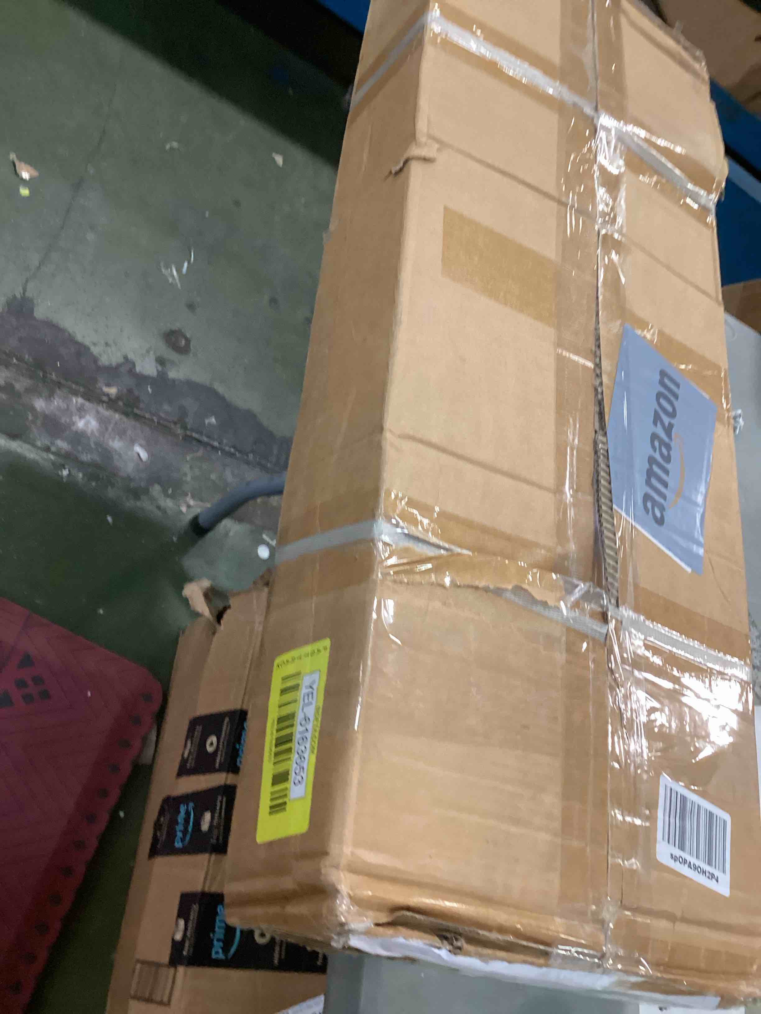 https://s3.amazonaws.com/lotting-images-prod/bidfta/YEL6163653_1715255278845.jpeg