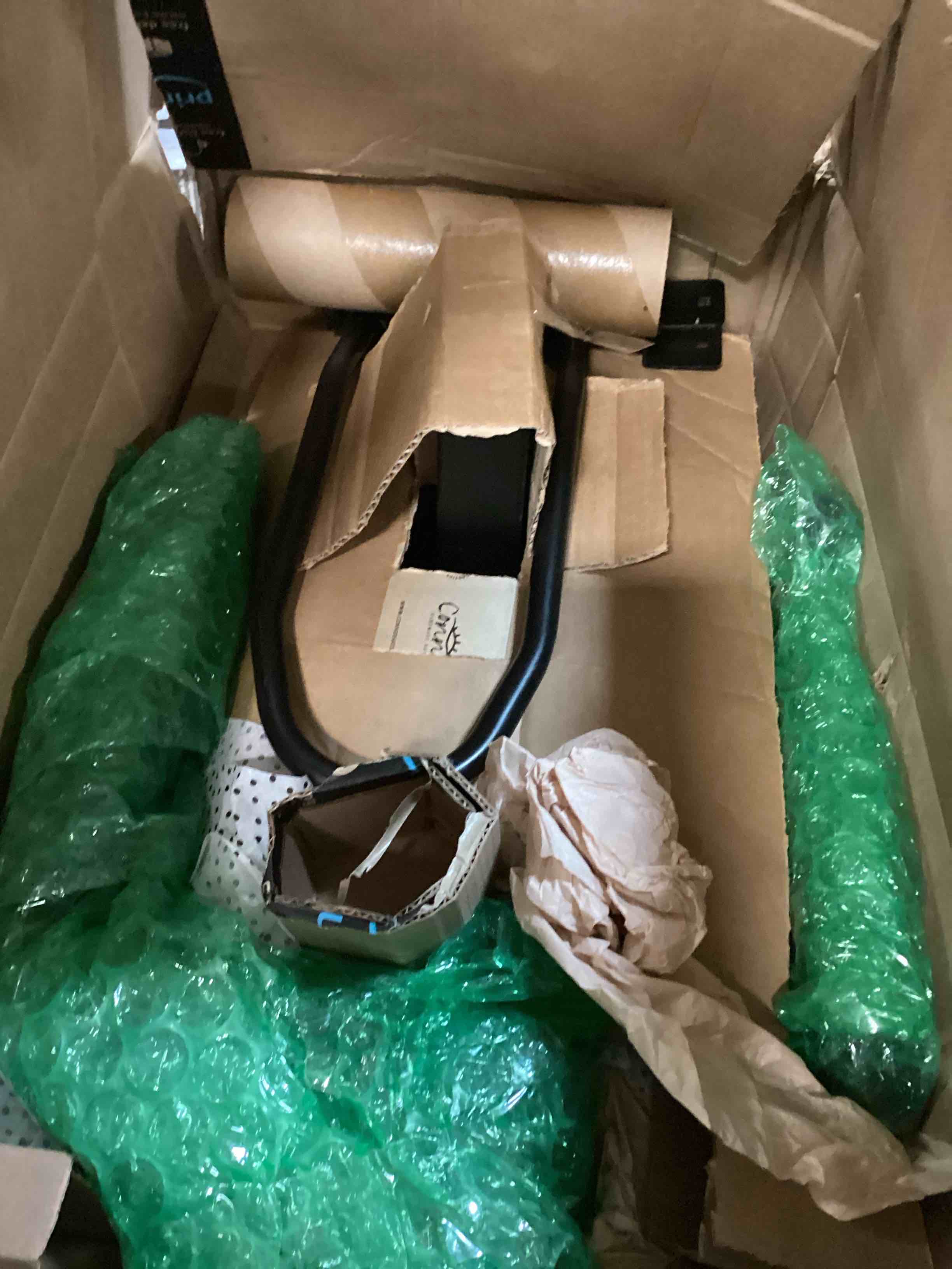 https://s3.amazonaws.com/lotting-images-prod/bidfta/YEL6163749_1715268341650.jpeg