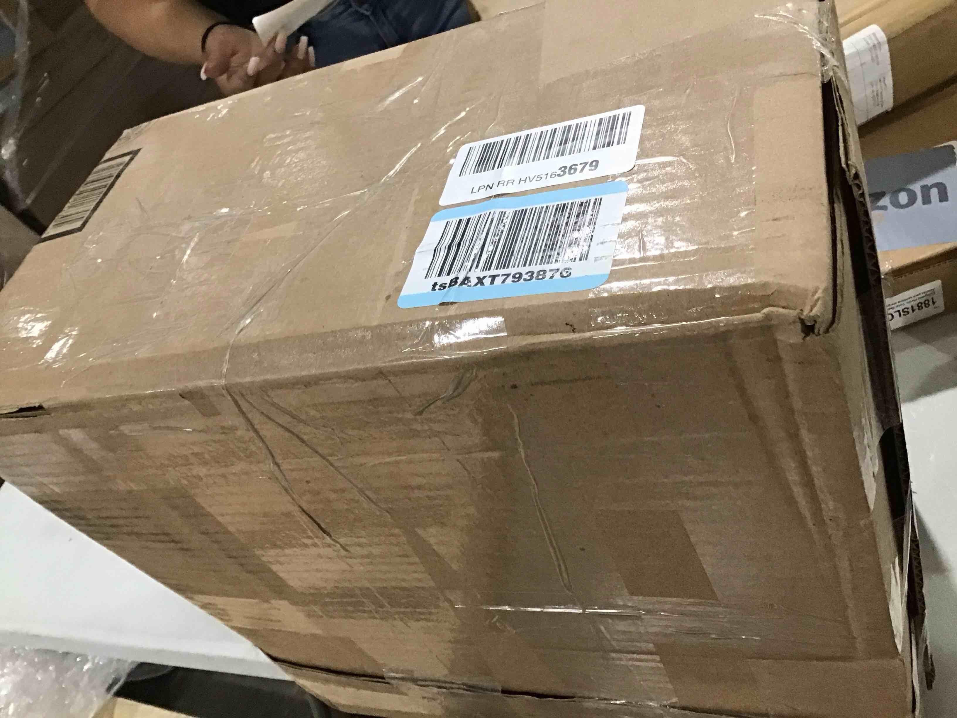 https://s3.amazonaws.com/lotting-images-prod/bidfta/YEL6165099_1715972708181.jpeg