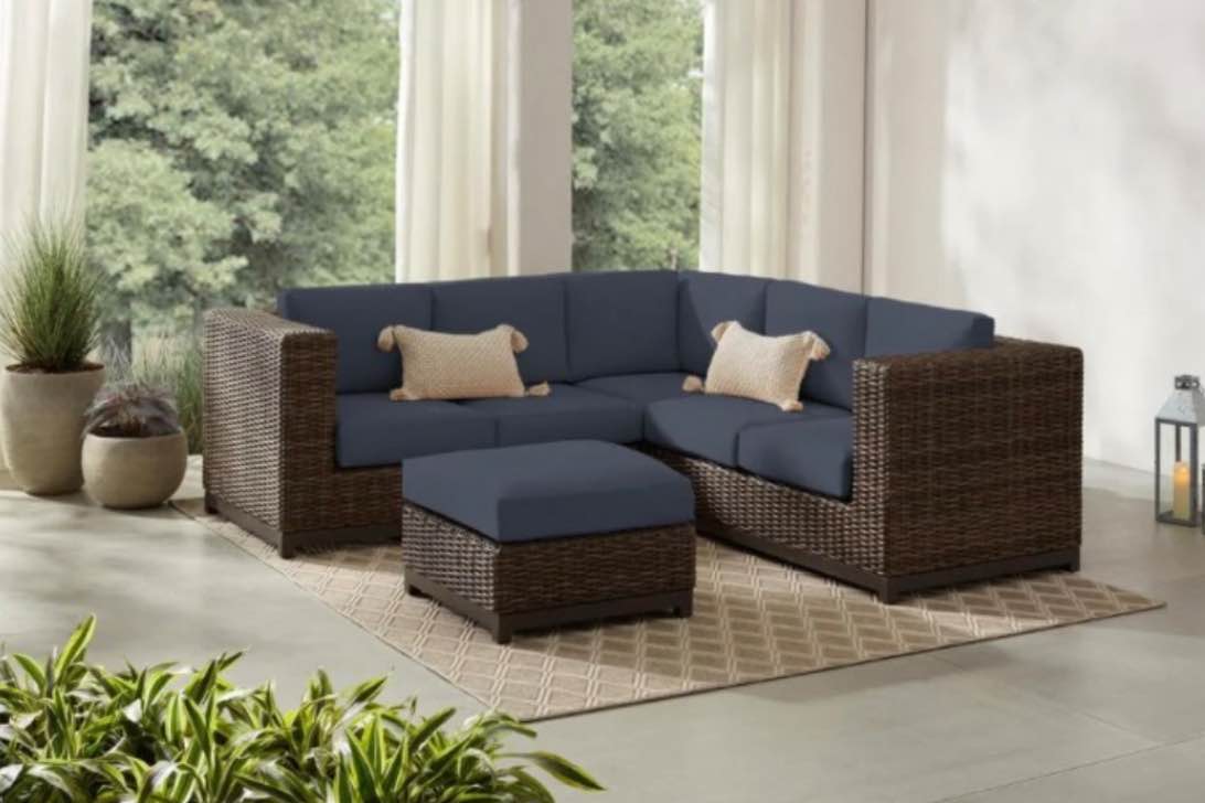 fernlake steel wicker sectional (incomplete corner chair only)
