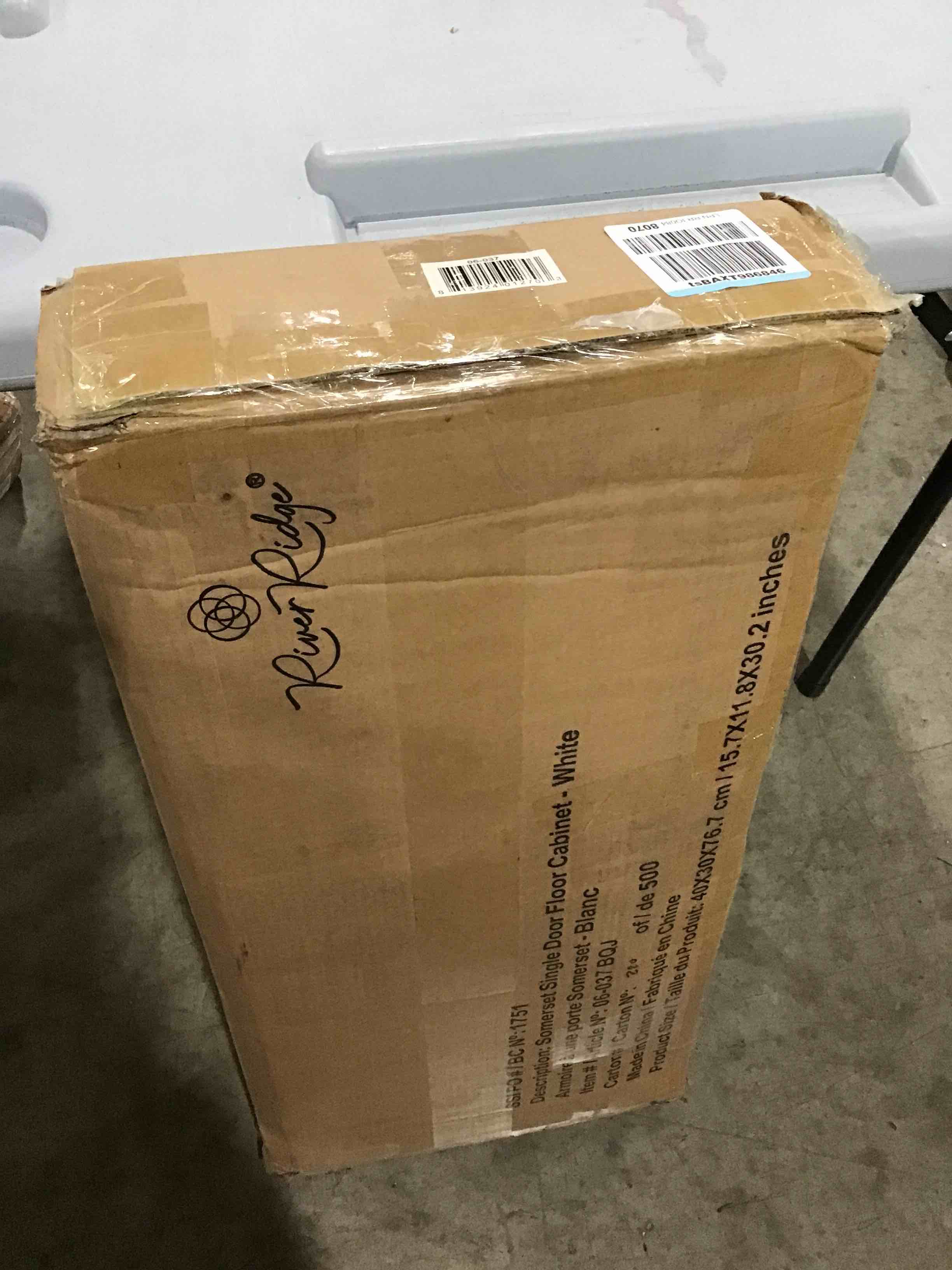 https://s3.amazonaws.com/lotting-images-prod/bidfta/YEL6165959_1716558646986.jpeg