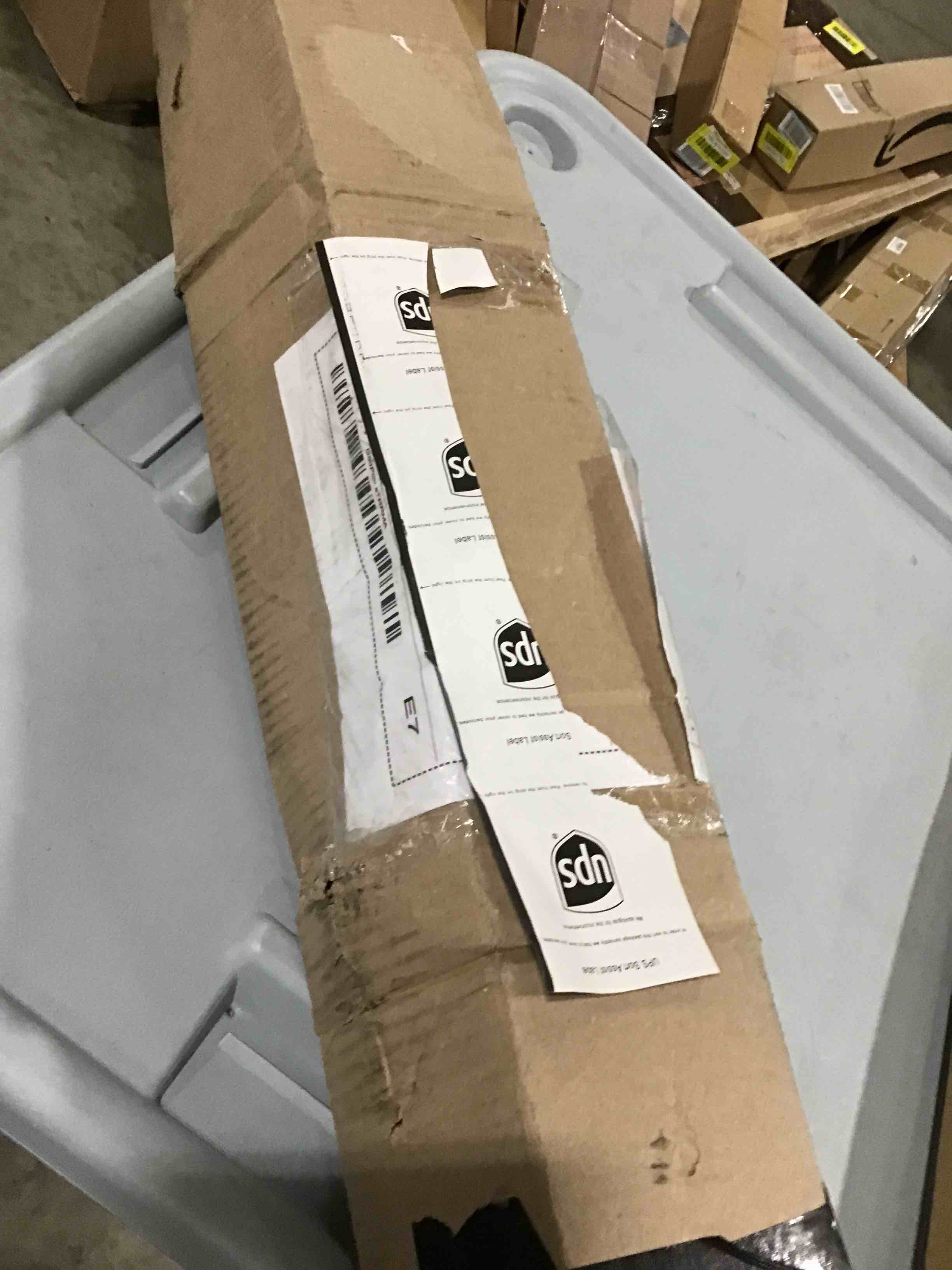 https://s3.amazonaws.com/lotting-images-prod/bidfta/YEL6165973_1716561630897.jpeg