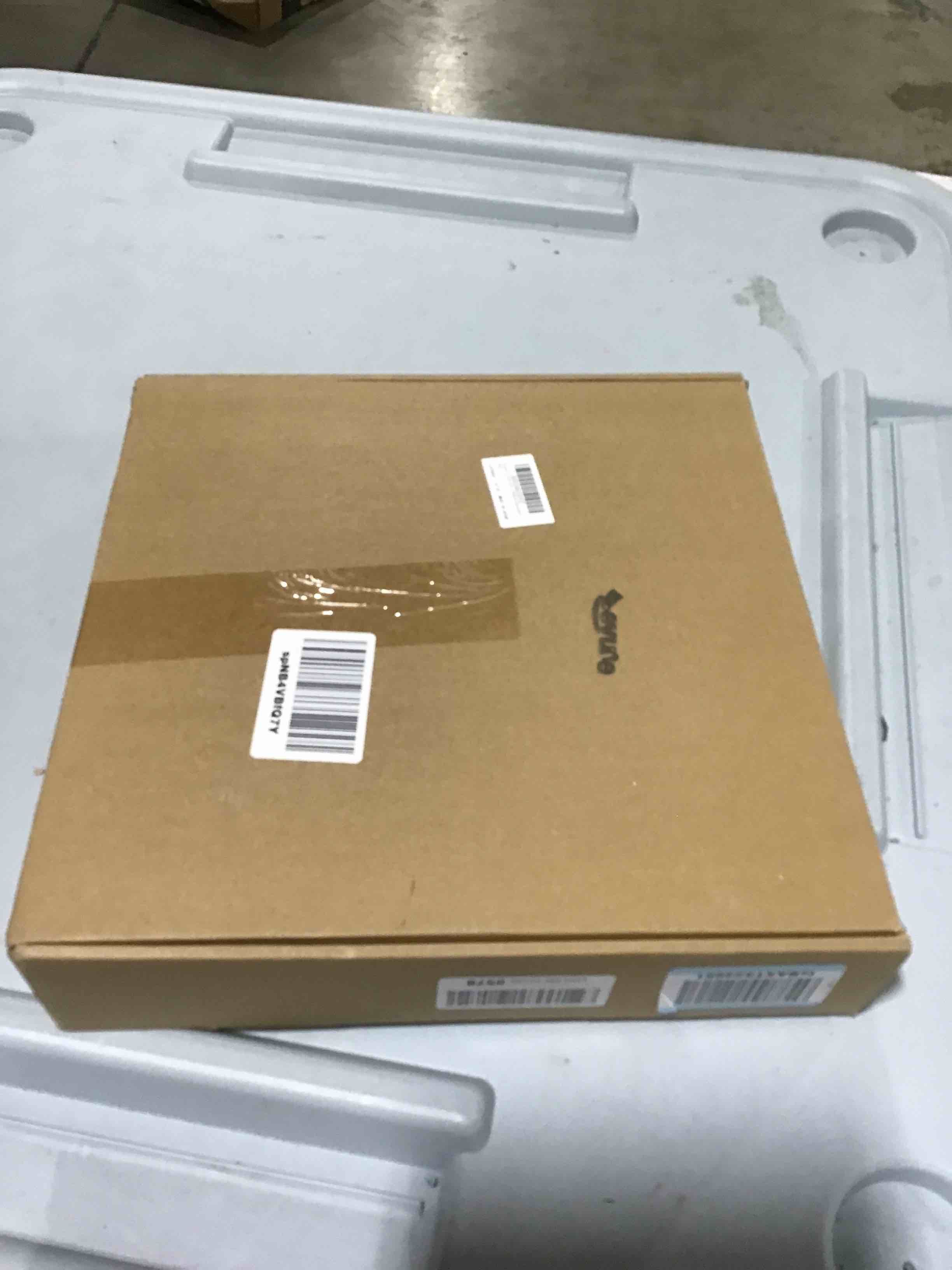 https://s3.amazonaws.com/lotting-images-prod/bidfta/YEL6166128_1716581231476.jpeg
