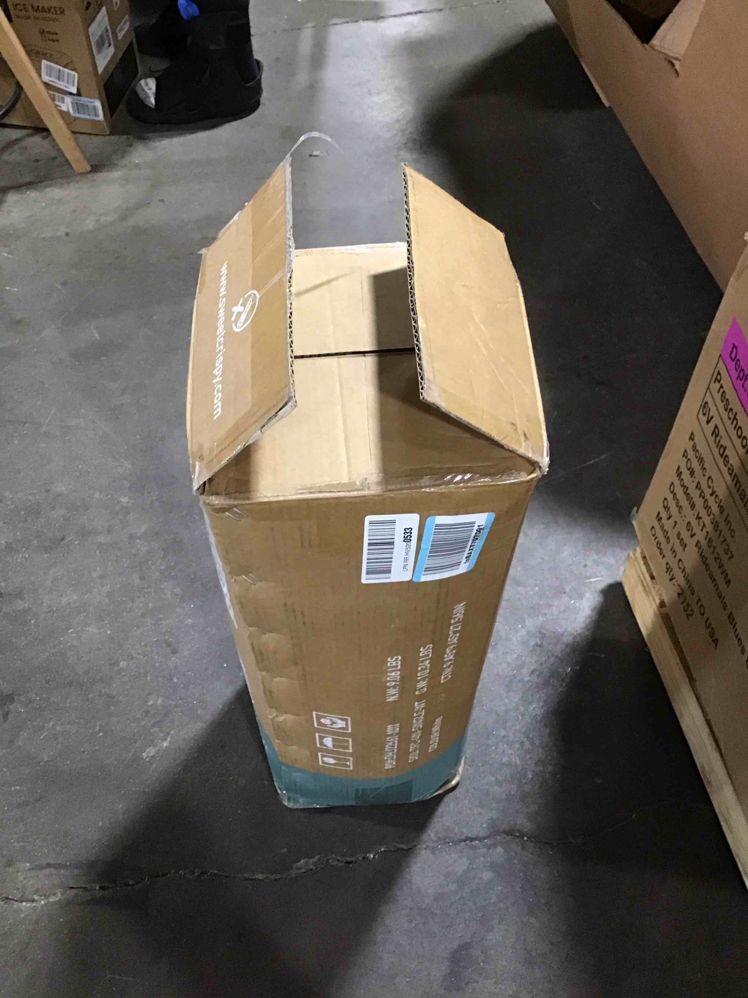 https://s3.amazonaws.com/lotting-images-prod/bidfta/YEL6167185_1715112546845.jpeg