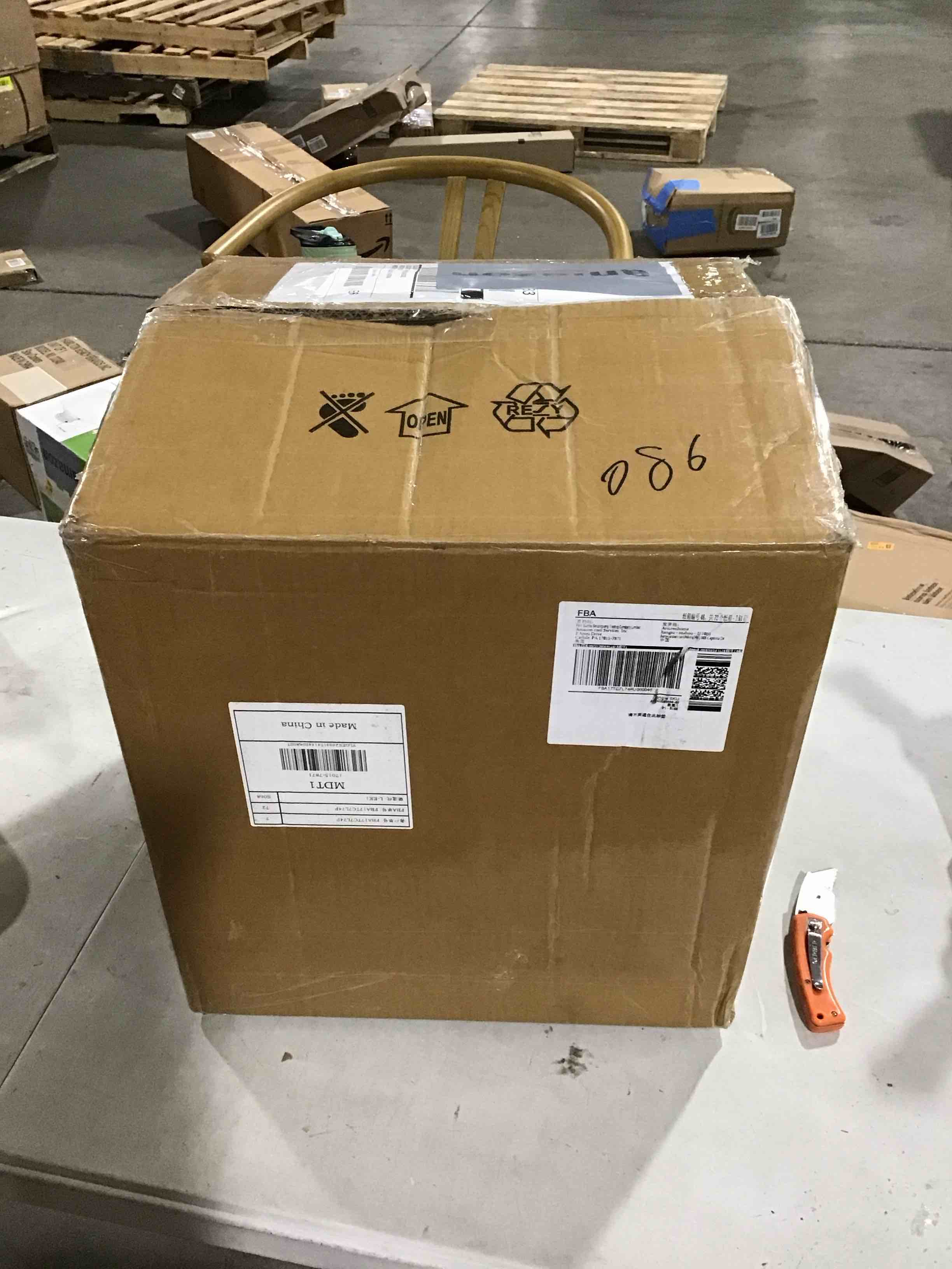 https://s3.amazonaws.com/lotting-images-prod/bidfta/YEL6167265_1715173242778.jpeg
