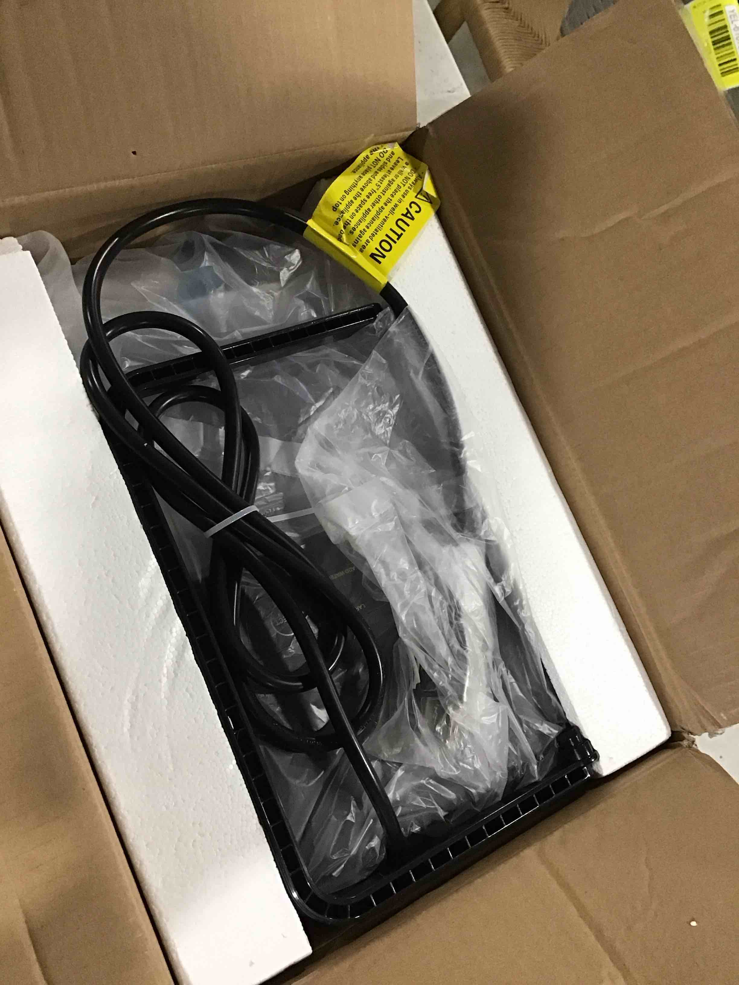 https://s3.amazonaws.com/lotting-images-prod/bidfta/YEL6167269_1715173510139.jpeg