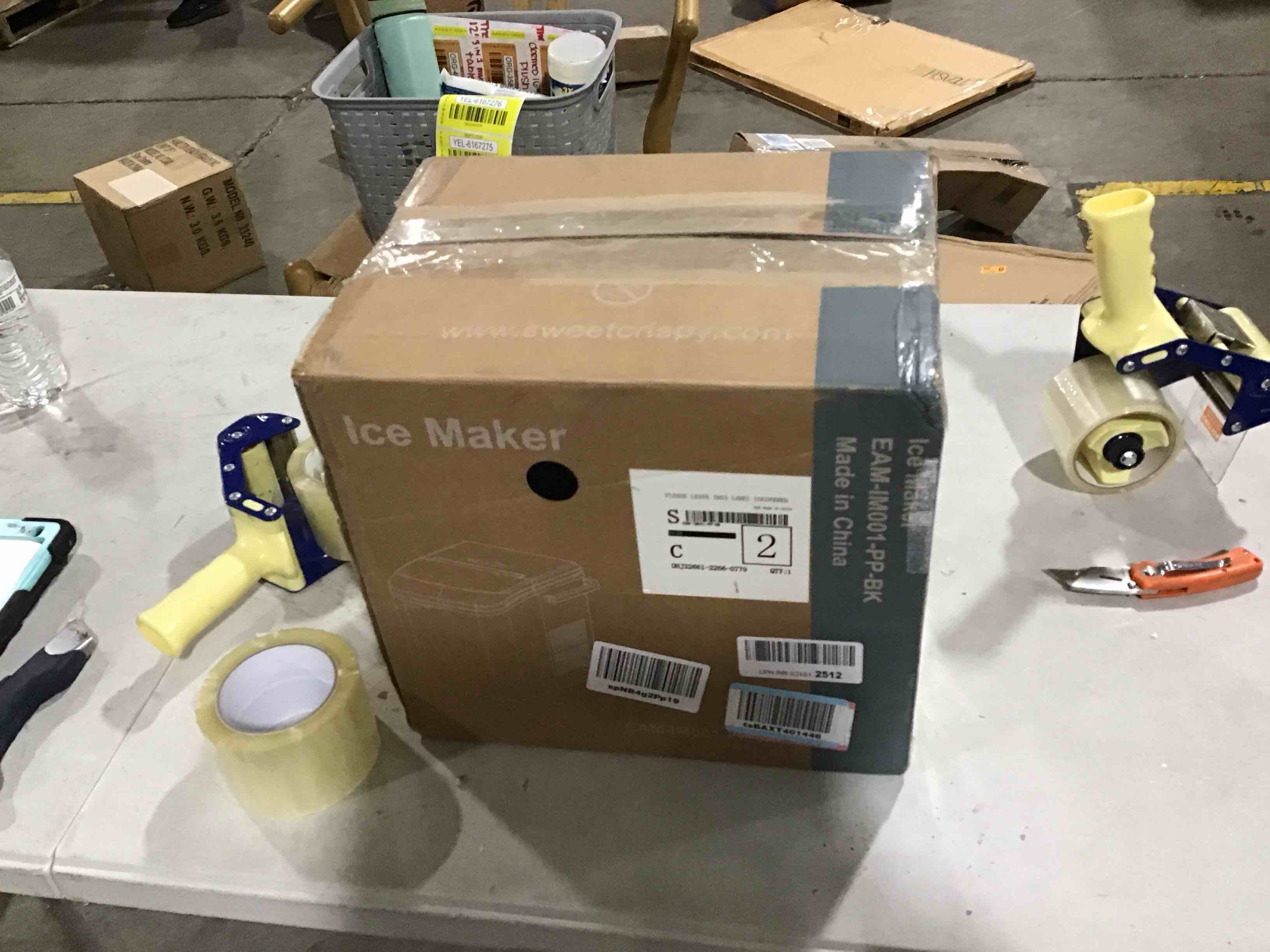 https://s3.amazonaws.com/lotting-images-prod/bidfta/YEL6167269_1715173521279.jpeg