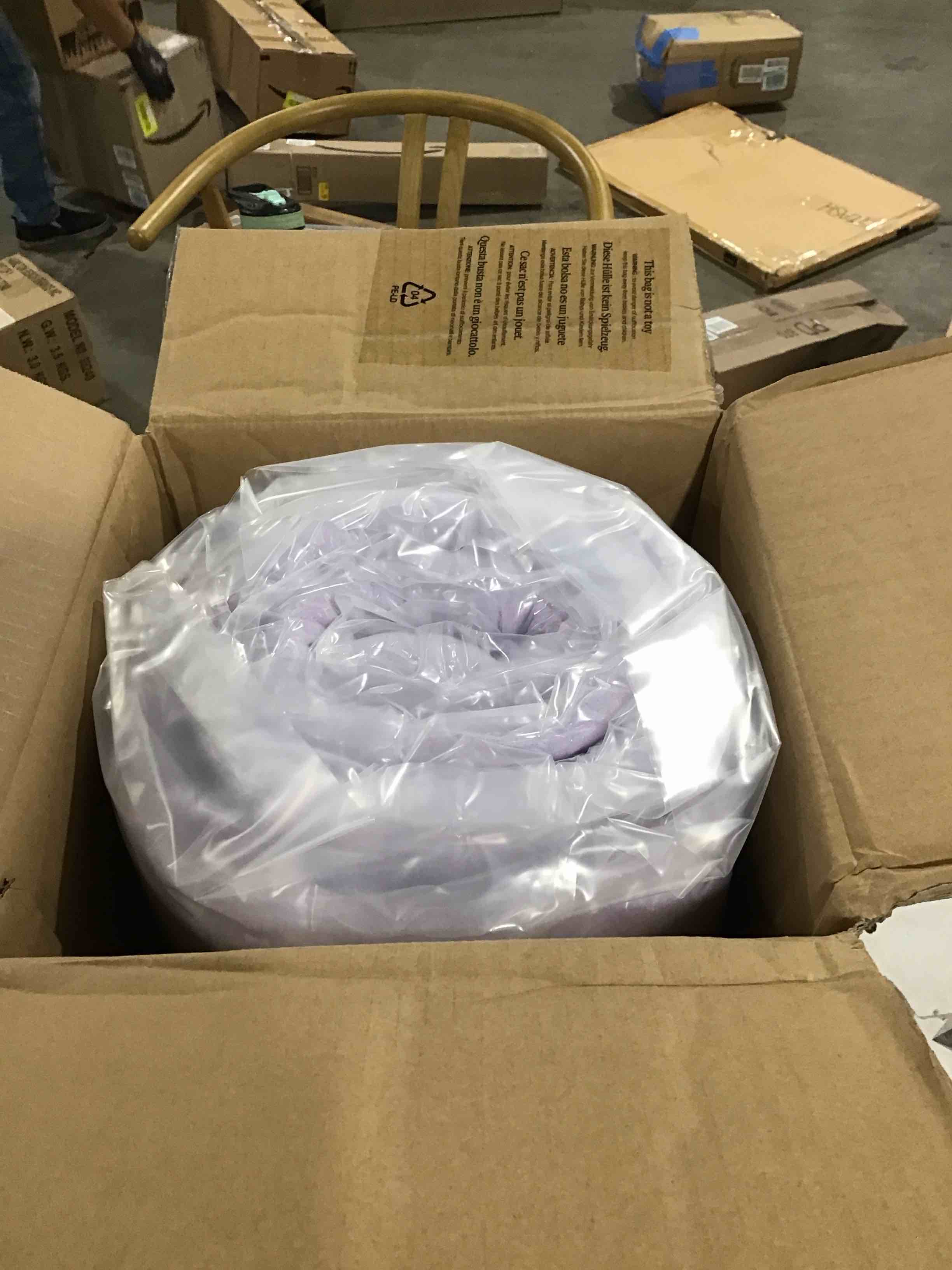 https://s3.amazonaws.com/lotting-images-prod/bidfta/YEL6167271_1715173586603.jpeg